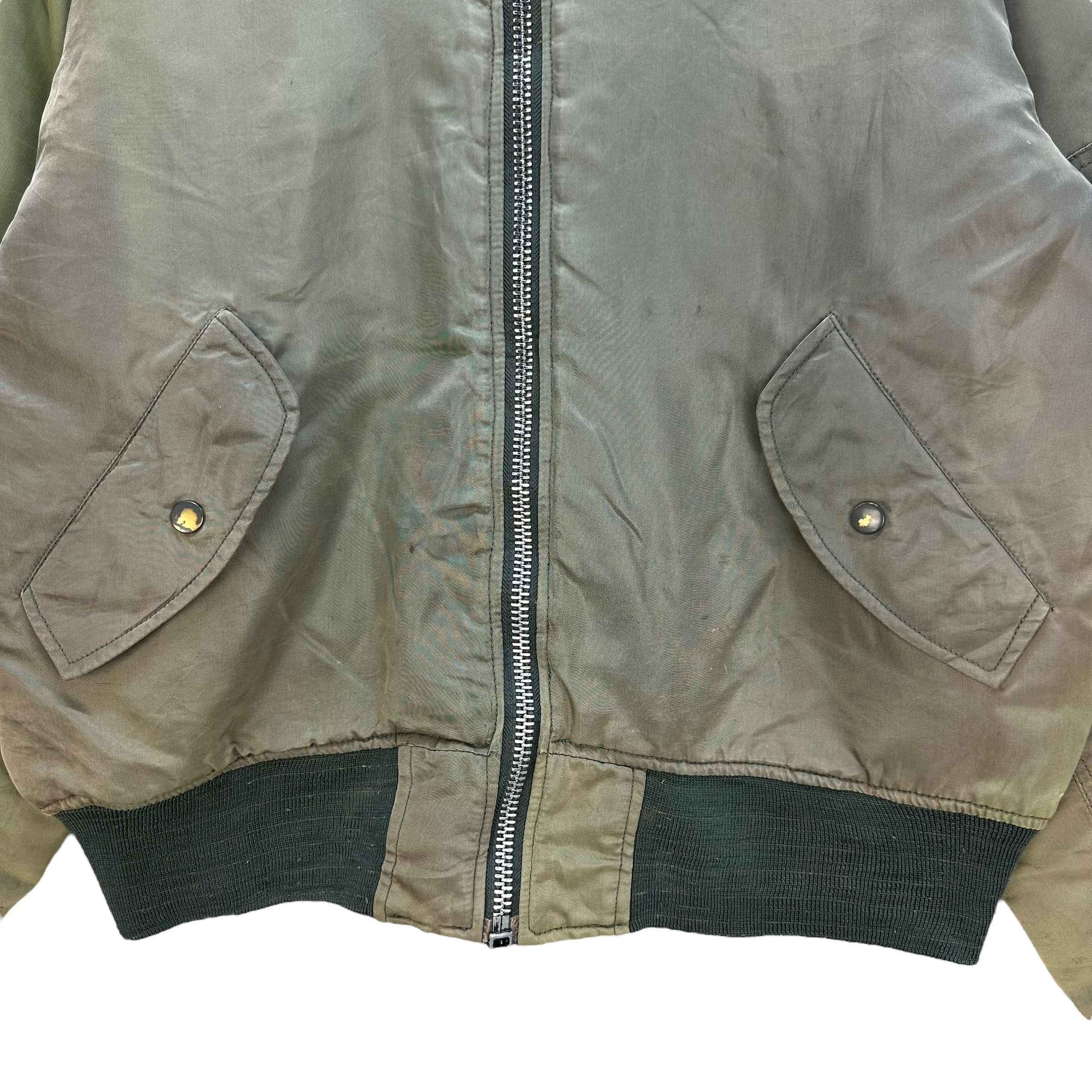 Vintage TRASHED🔥 WORLD RESORT CLUB AMERICAN CASUAL BOMBER #7838-181 Size US L / EU 52-54 / 3 - 5 Thumbnail