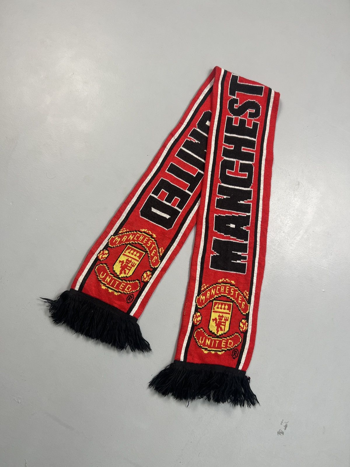 Vintage Manchester united scarf Size ONE SIZE - 1 Thumbnail