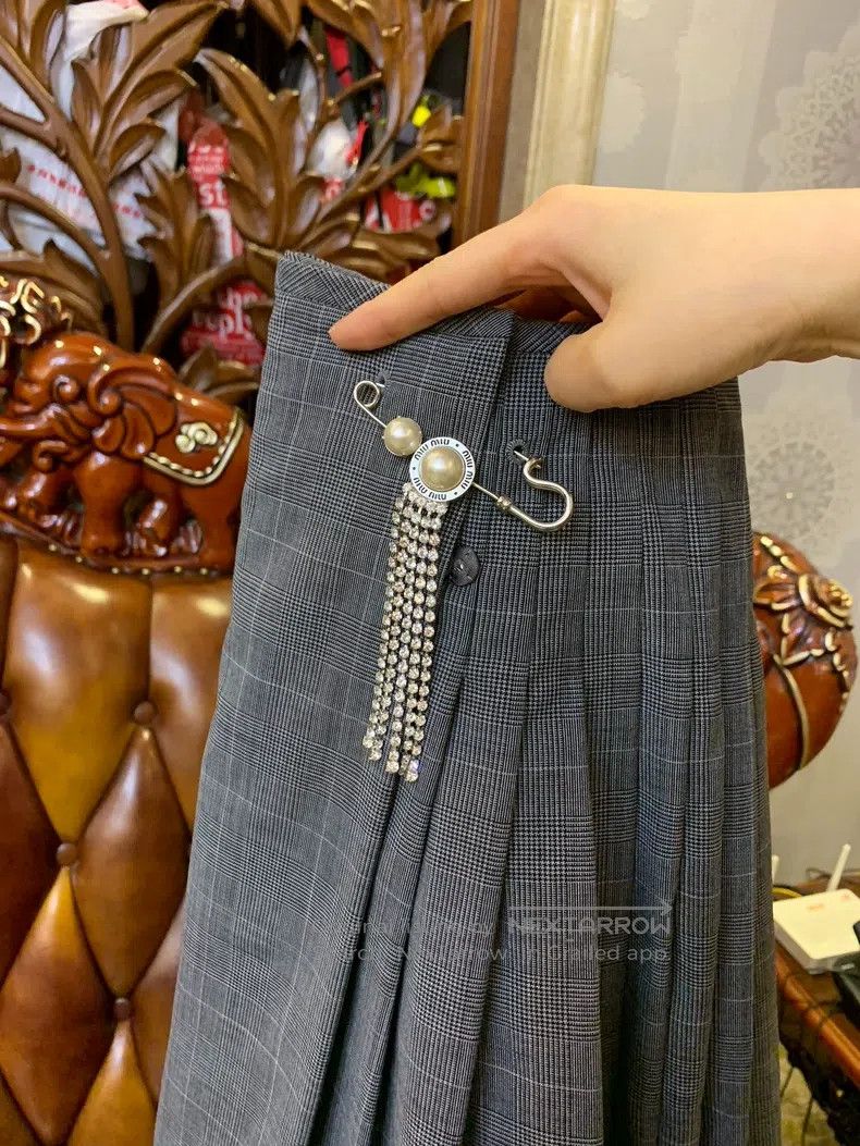 Miu Miu Miu Miu 36 overskirt Size 35" - 4 Thumbnail