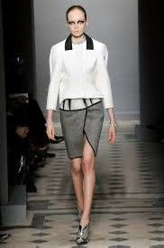 Balenciaga Balenciaga Vintage Runway Archive Skirt Size 28" / US 6 / IT 42 - 1 Thumbnail