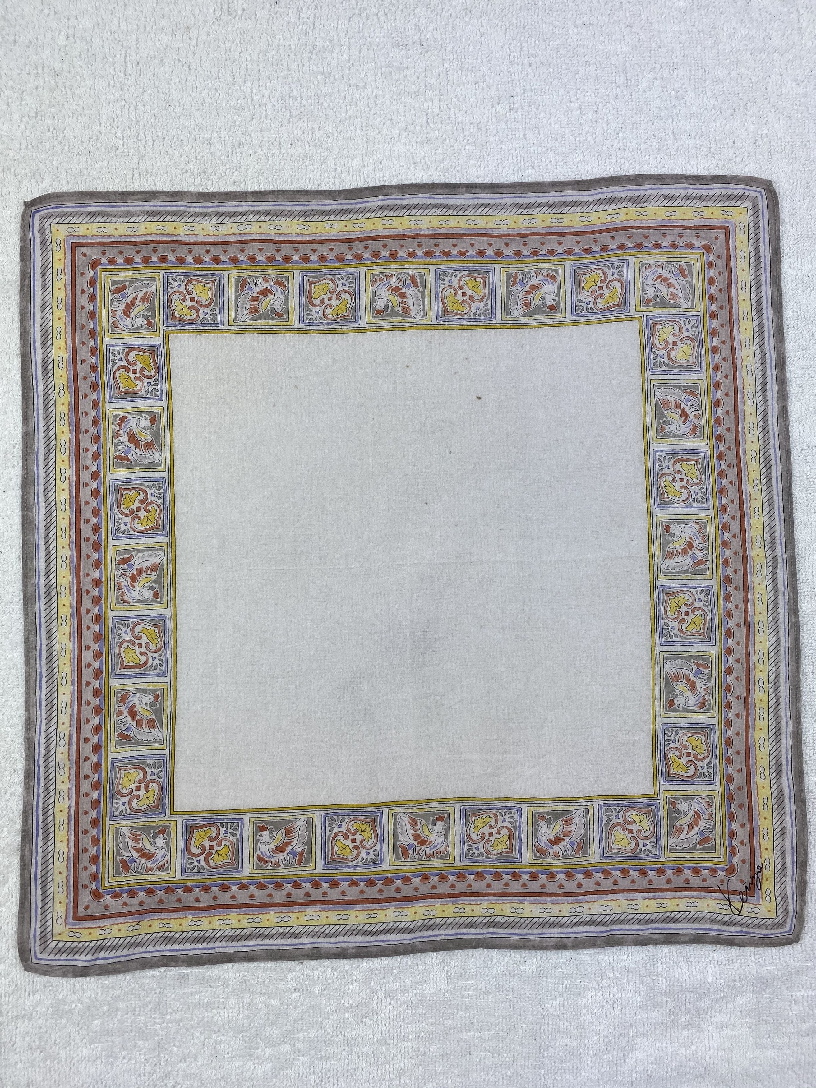 Kenzo Kenzo Handkerchief / Bandana / Neckerchief Size ONE SIZE - 3 Thumbnail