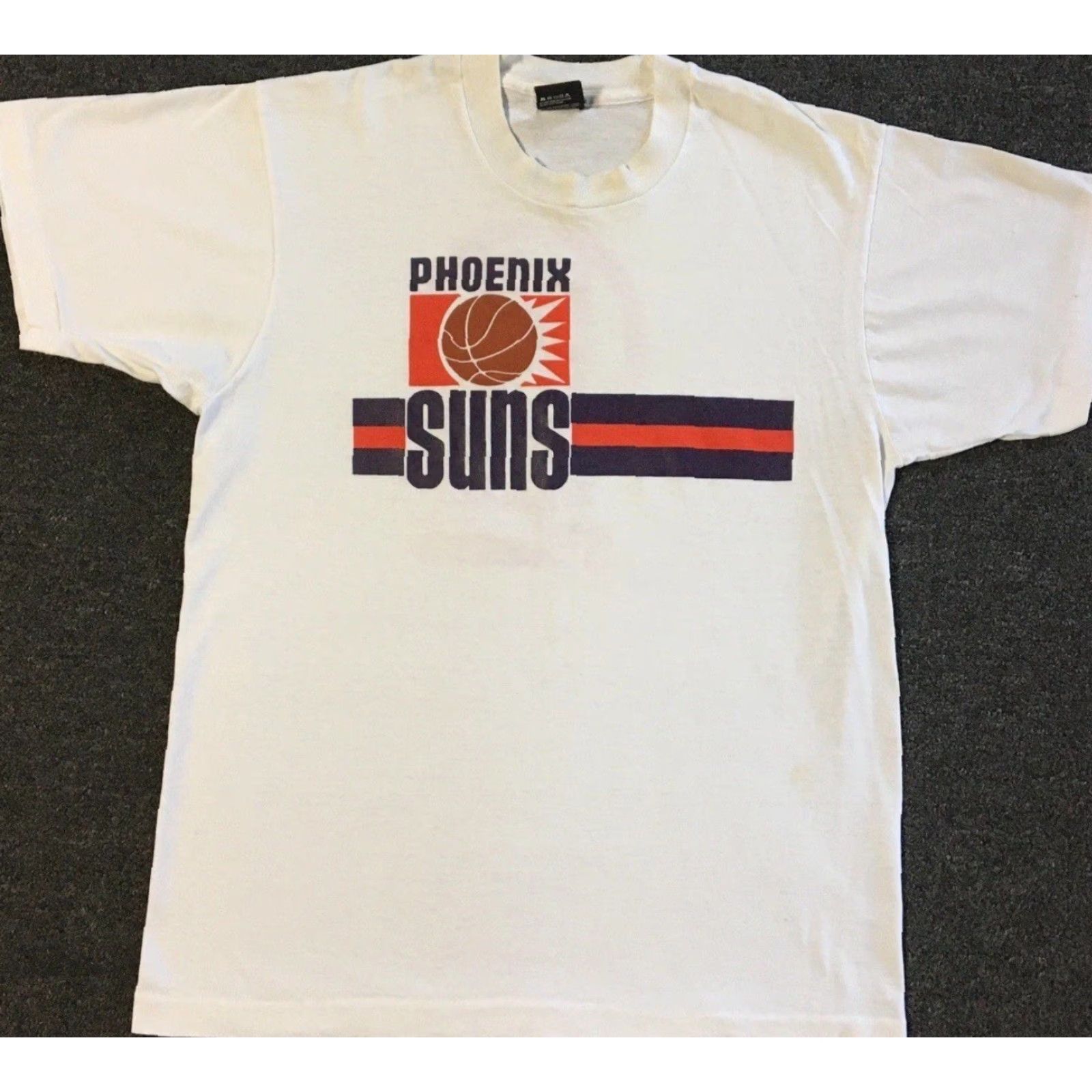 Vintage VINTAGE Phoenix Suns T-Shirt M White Graphic Tee 80s 90s Distressed Circle K Chuck Barkley Grunge Men's Short Sleeve Crew Neck USA Made Single Stitch Size US M / EU 48-50 / 2 - 2 Thumbnail