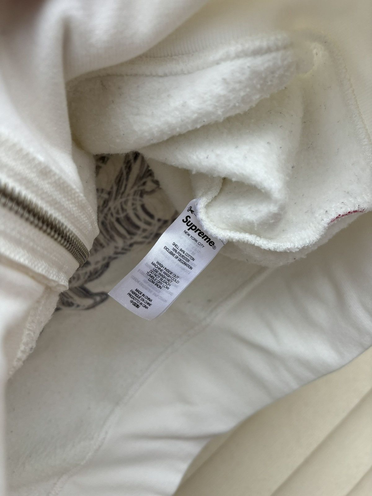 Supreme Supreme FW 22 Lakshmi Hoodie White Size US L / EU 52-54 / 3 - 5 Thumbnail