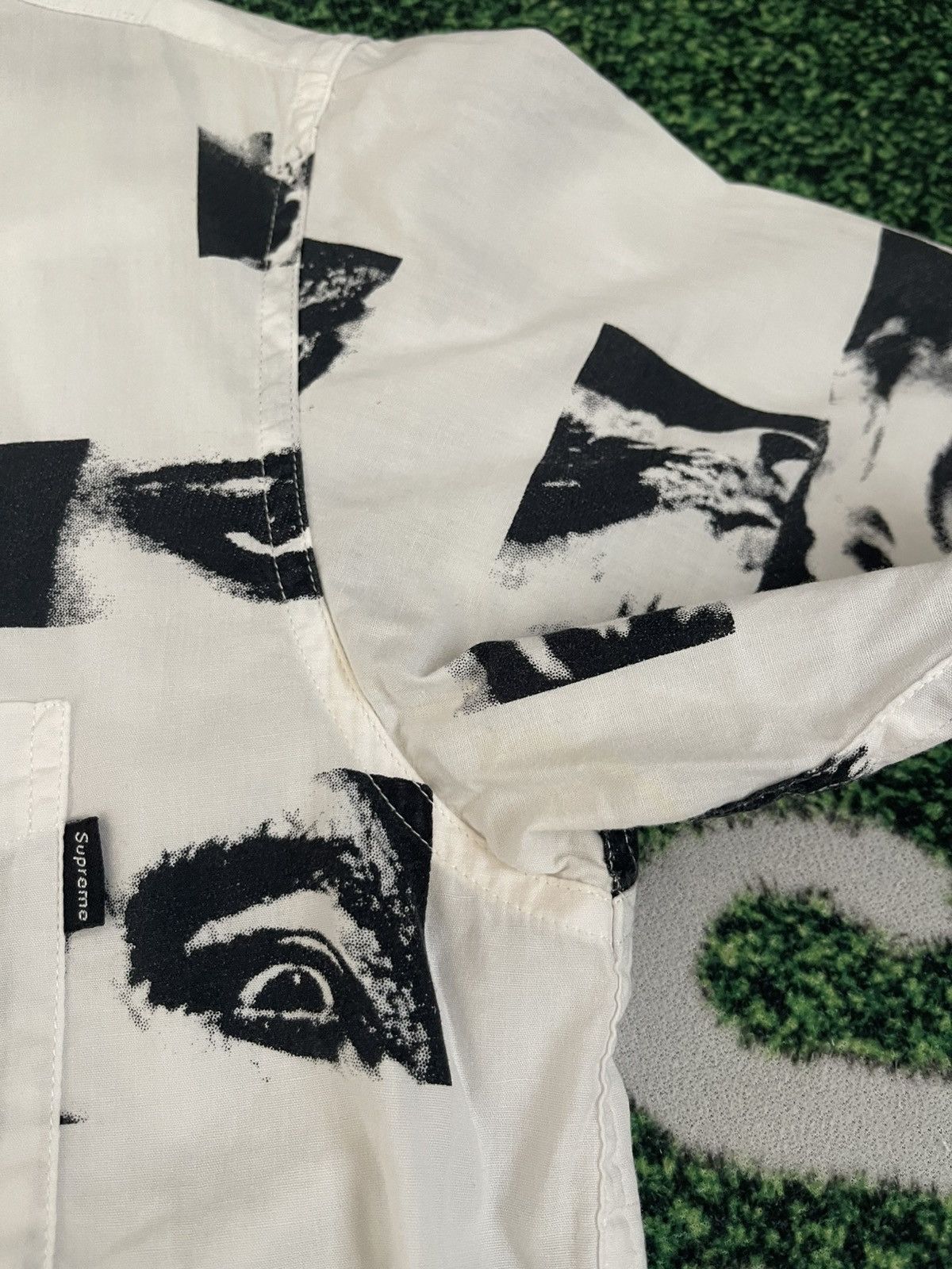 Supreme Supreme S/S 2011 Eyes Button Up Shirt Size US S / EU 44-46 / 1 - 5 Thumbnail