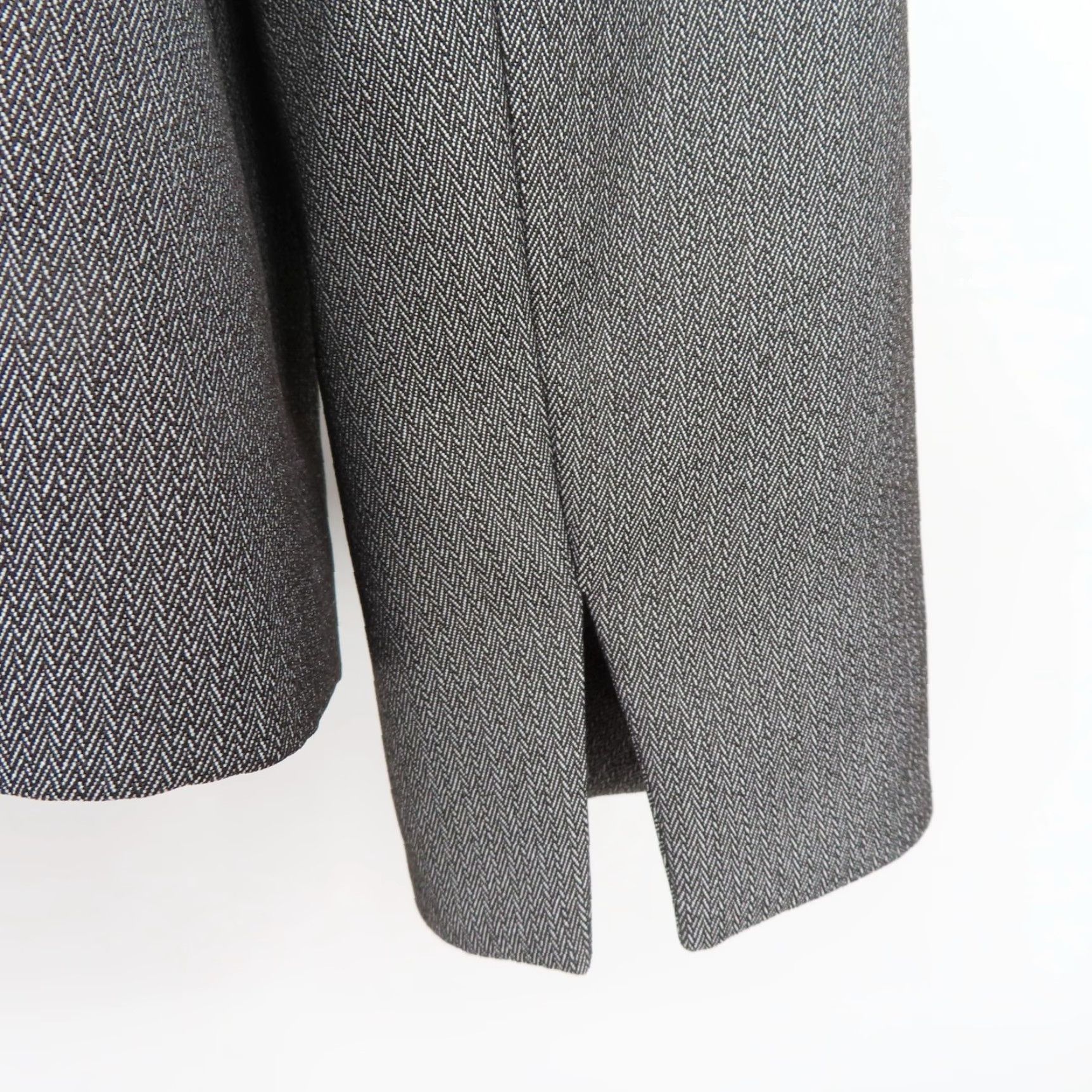 Vintage VINTAGE Le Suit Womens Gray 3 Button Collared Suit Jacket Coat Has Pockets 4P Petite/Petites Womens Size S / US 4 / IT 40 - 6 Thumbnail