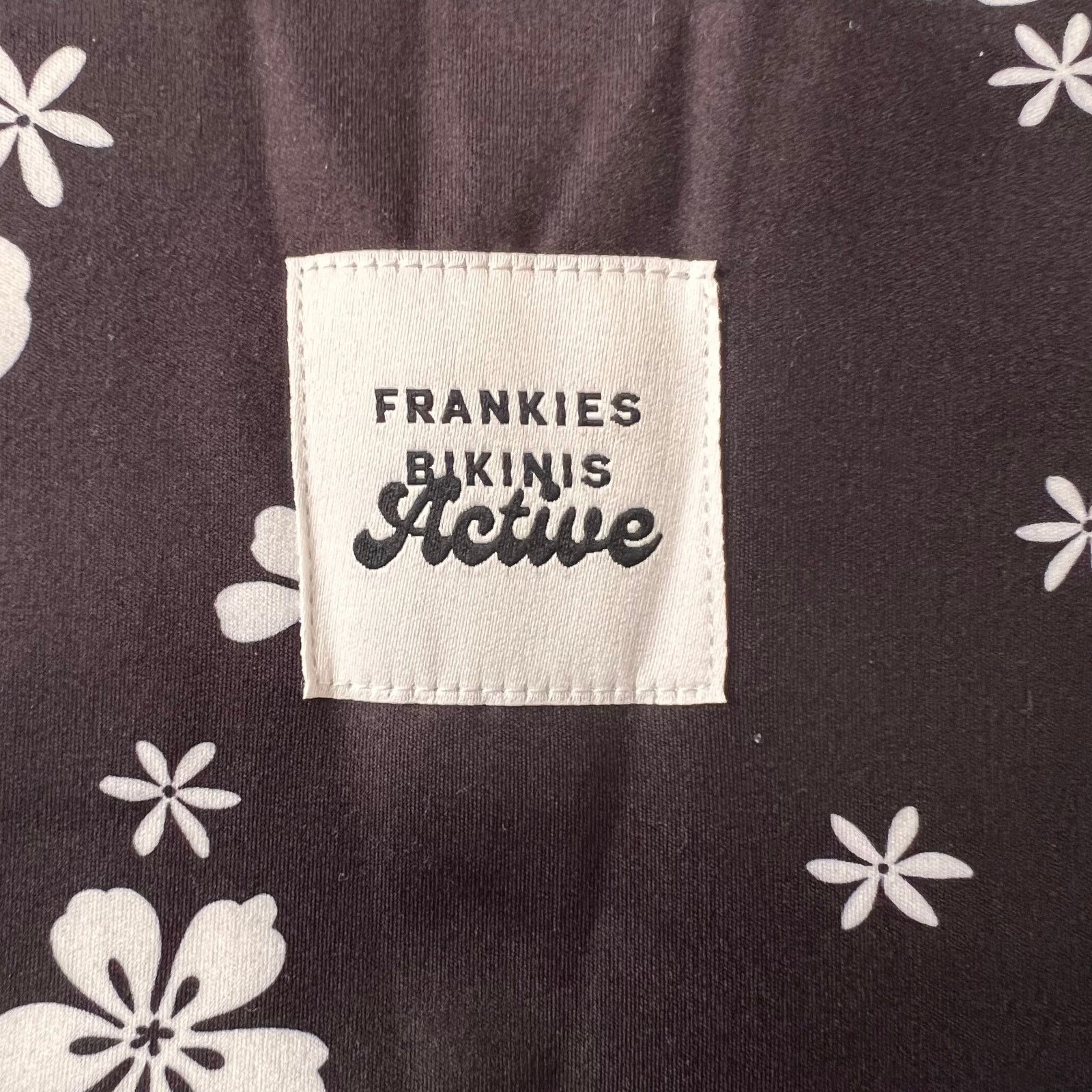 Other Frankies Bikinis Sports Bra (S) and Shorts (M) Sets Size ONE SIZE - 12 Thumbnail