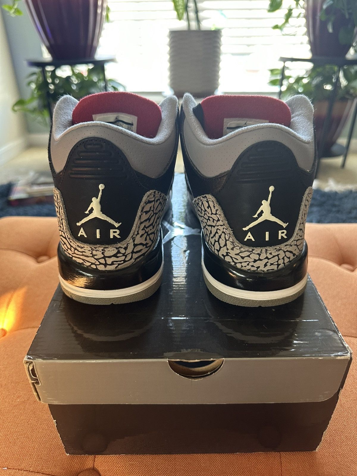 Jordan Brand × Nike Jordan 3 Retro Black Cement 2011 Sz. 7 Size US 7 / EU 40 - 4 Thumbnail