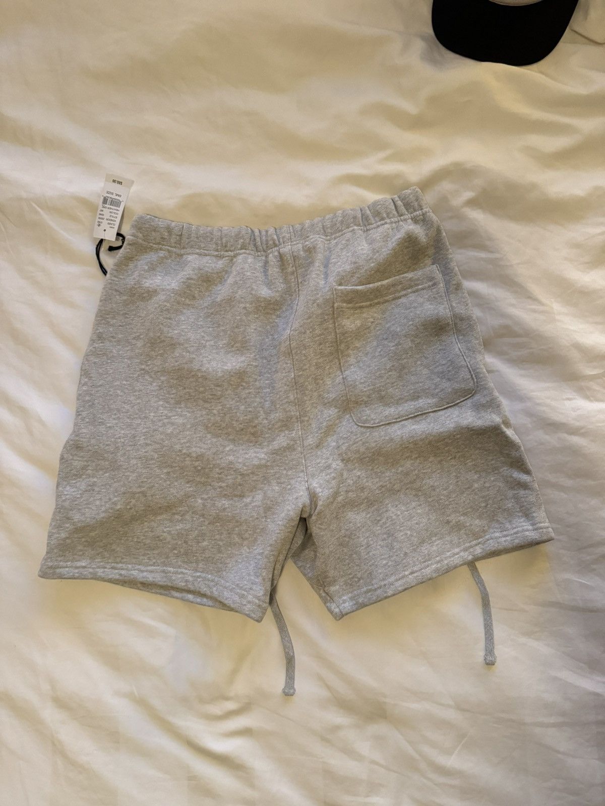 Essentials × Fear of God Sweat Shorts Light Heather Grey Size US 30 / EU 46 - 5 Thumbnail