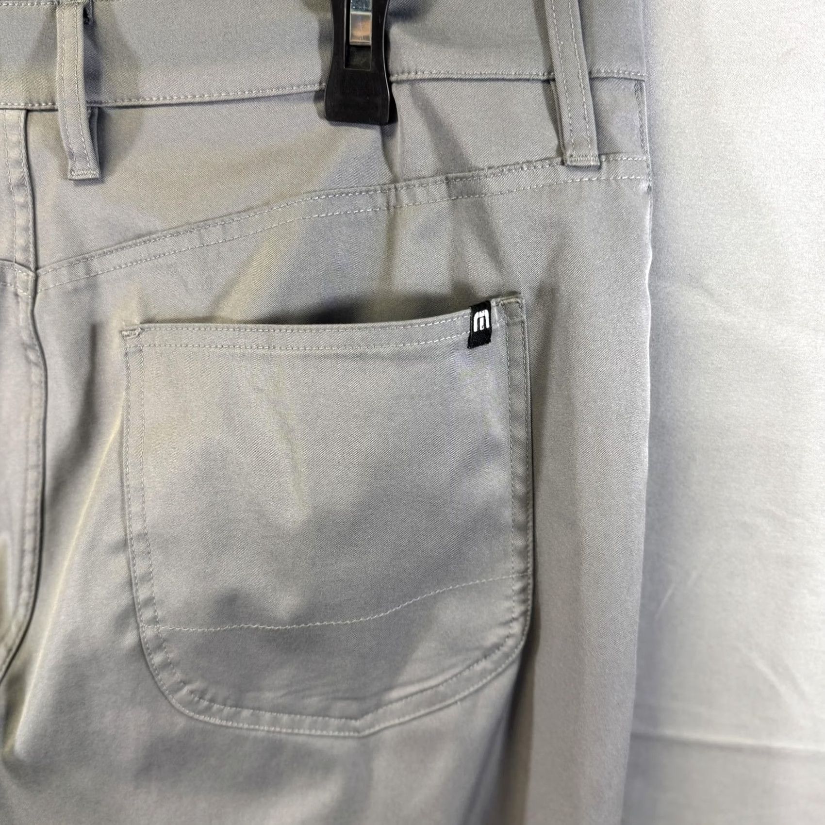 TravisMathew VINTAGE TravisMathew Pants Mens 34 Gray Performance Travel Hidden Zip Pocket Golf Size US 34 / EU 50 - 3 Thumbnail