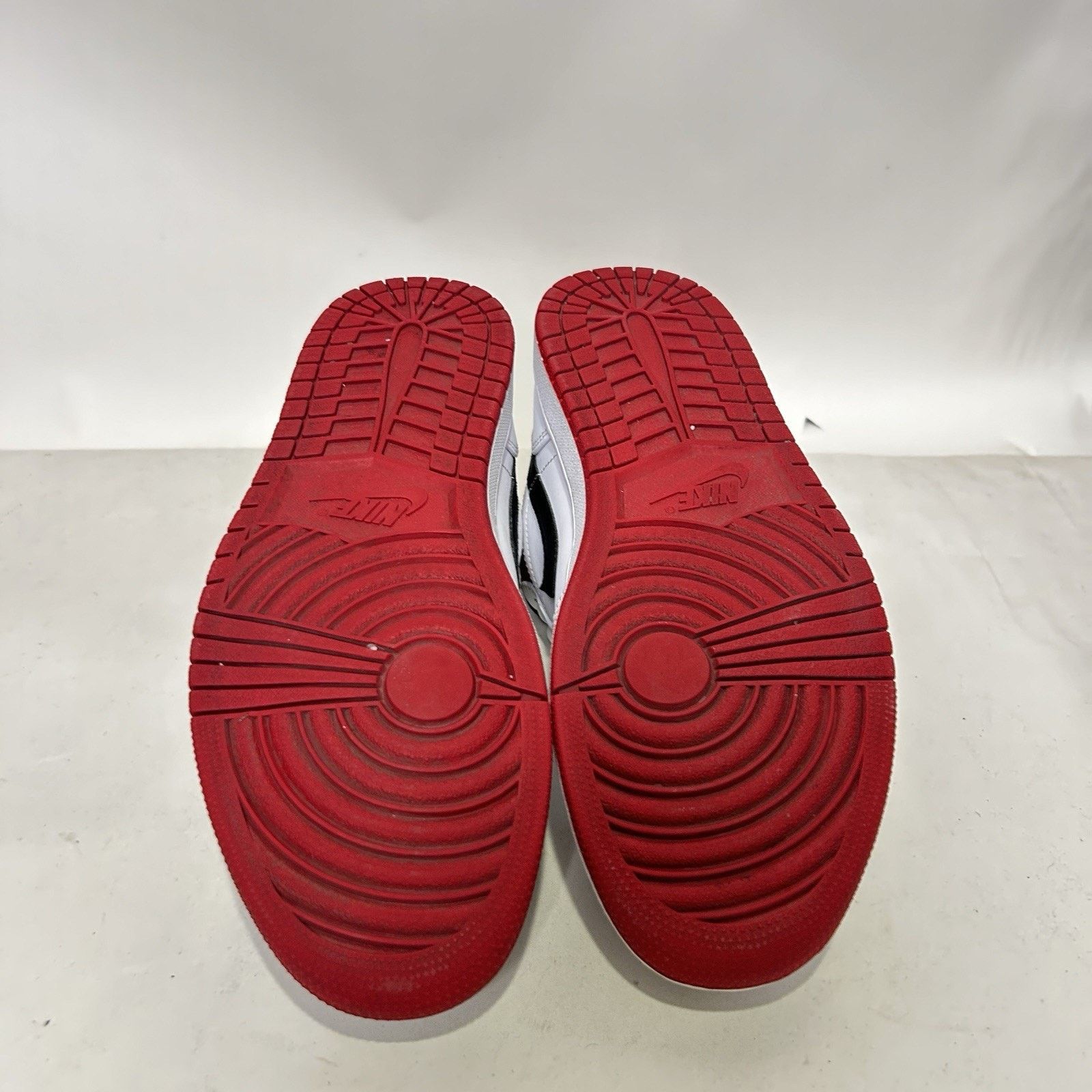 Jordan Brand Nike Air Jordan 1 Low Retro “White University Red” Size US 10.5 / EU 43-44 - 7 Thumbnail
