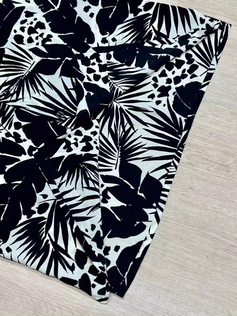 Saint Laurent Paris Saint Laurent Paris Saint Laurent Silk Shirt with Floral P Size US M / EU 48-50 / 2 - 3 Thumbnail