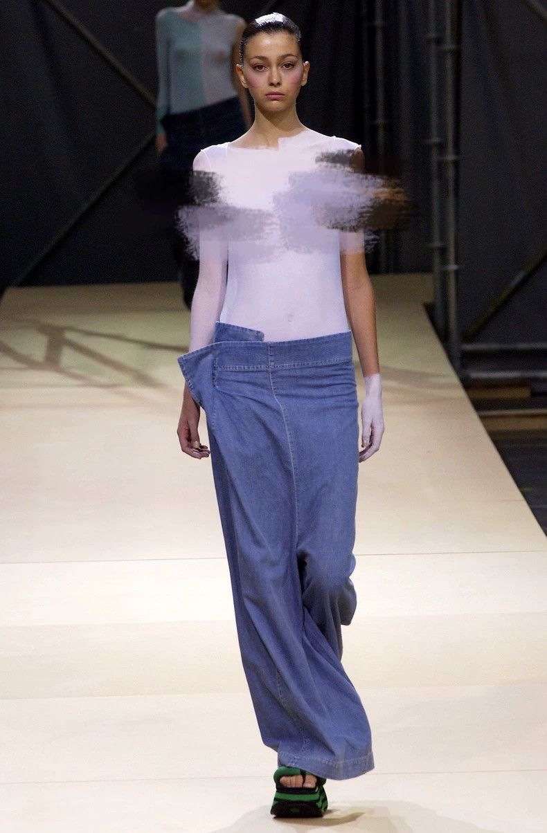 Other Yohji Yamamoto size os 2004 SS look 1 asymmetric deconstruc Size 25" / US 0 / IT 36 - 9 Thumbnail