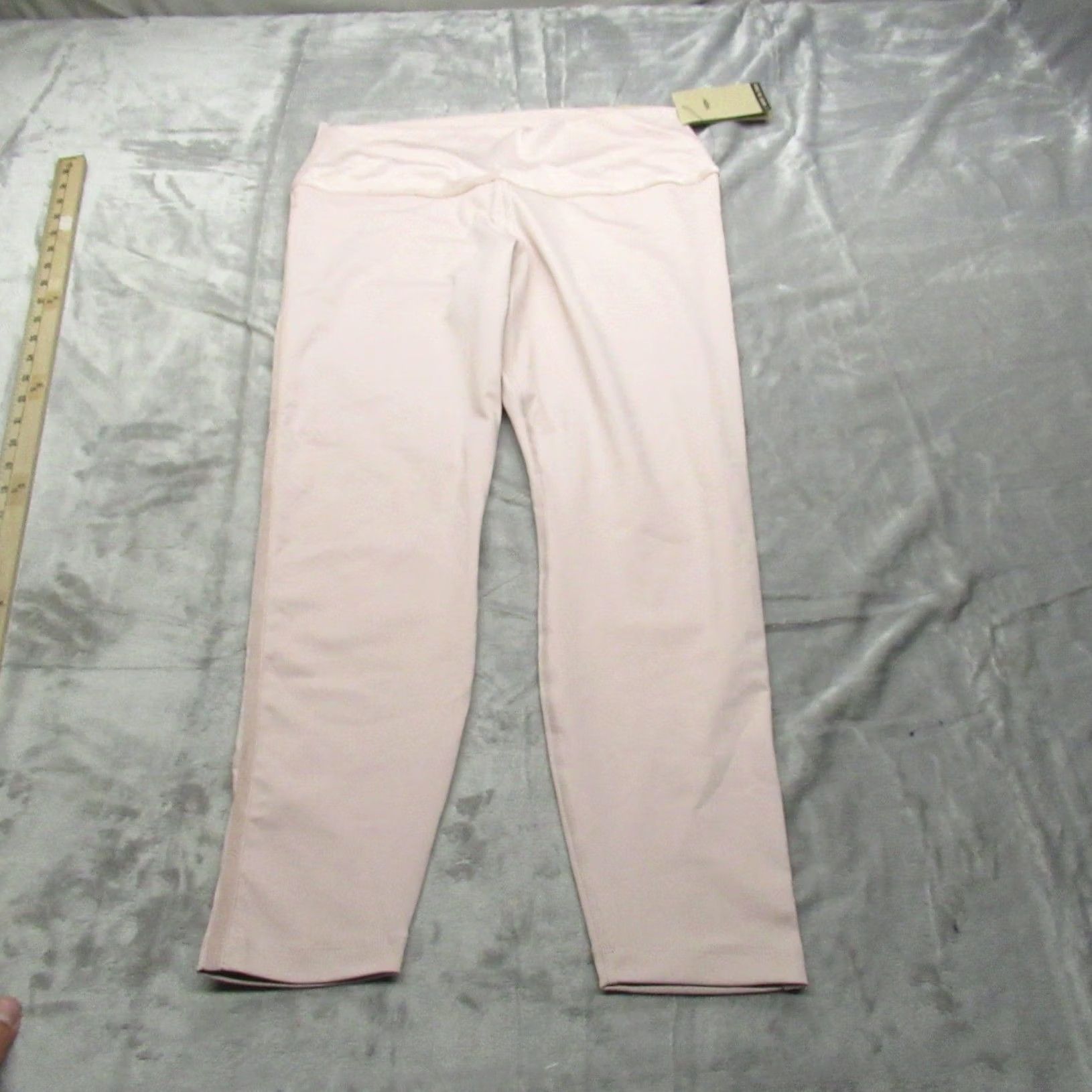 Nike Nike Yoga Leggings Womens XL Light Pink 7/8 Length High Rise Training Cropped Ankle Solid Lightweight Stretch Performance Activewear Workout Gear Size 40" / US 18 - 2 Thumbnail