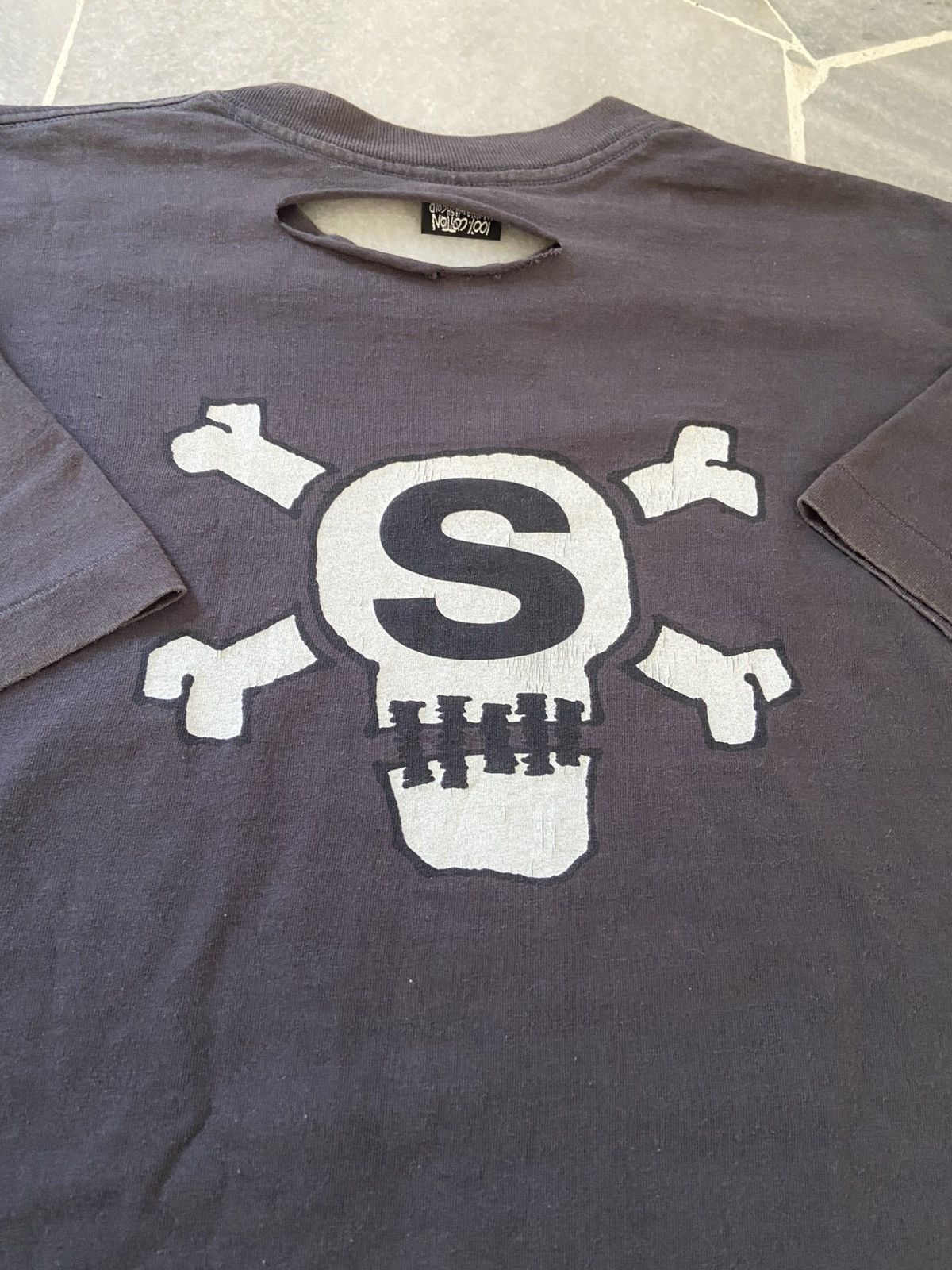 Stussy Vintage 90s Stussy Bones Made in USA Tee Shirt Size US L / EU 52-54 / 3 - 7 Thumbnail