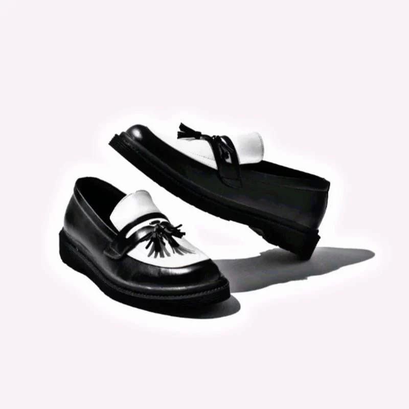 Simple Shoes Mens Zevin Tassel Loafer Black White Size US 10 / EU 43 - 3 Thumbnail