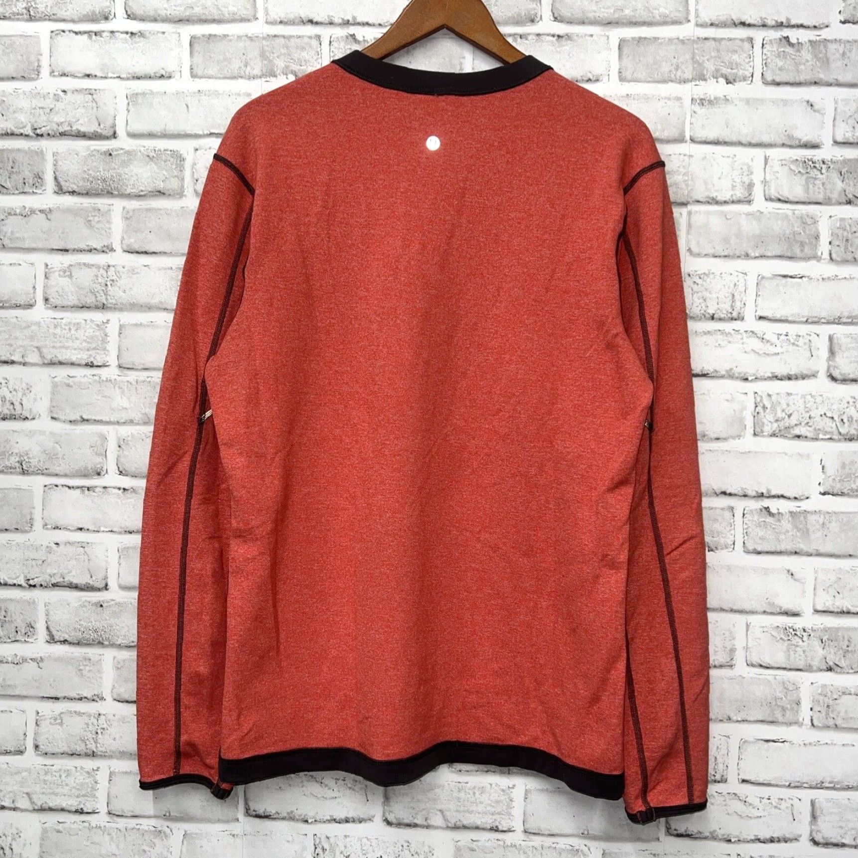 Lululemon LULULEMON Red Athletic Long Sleeve V-Neck Sweatshirt Men's Size M Size US M / EU 48-50 / 2 - 4 Thumbnail