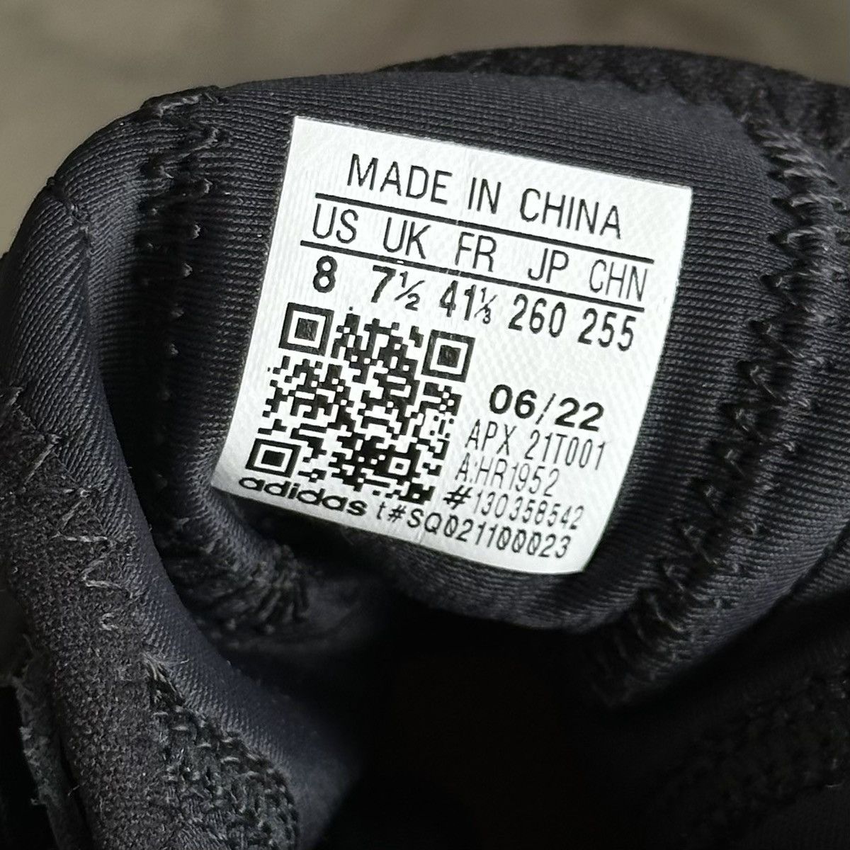 Adidas × Y-3 adidas Y-3 Kaiwa Black / Off-White / Bliss Sneakers Size US 8 / EU 41 - 7 Thumbnail