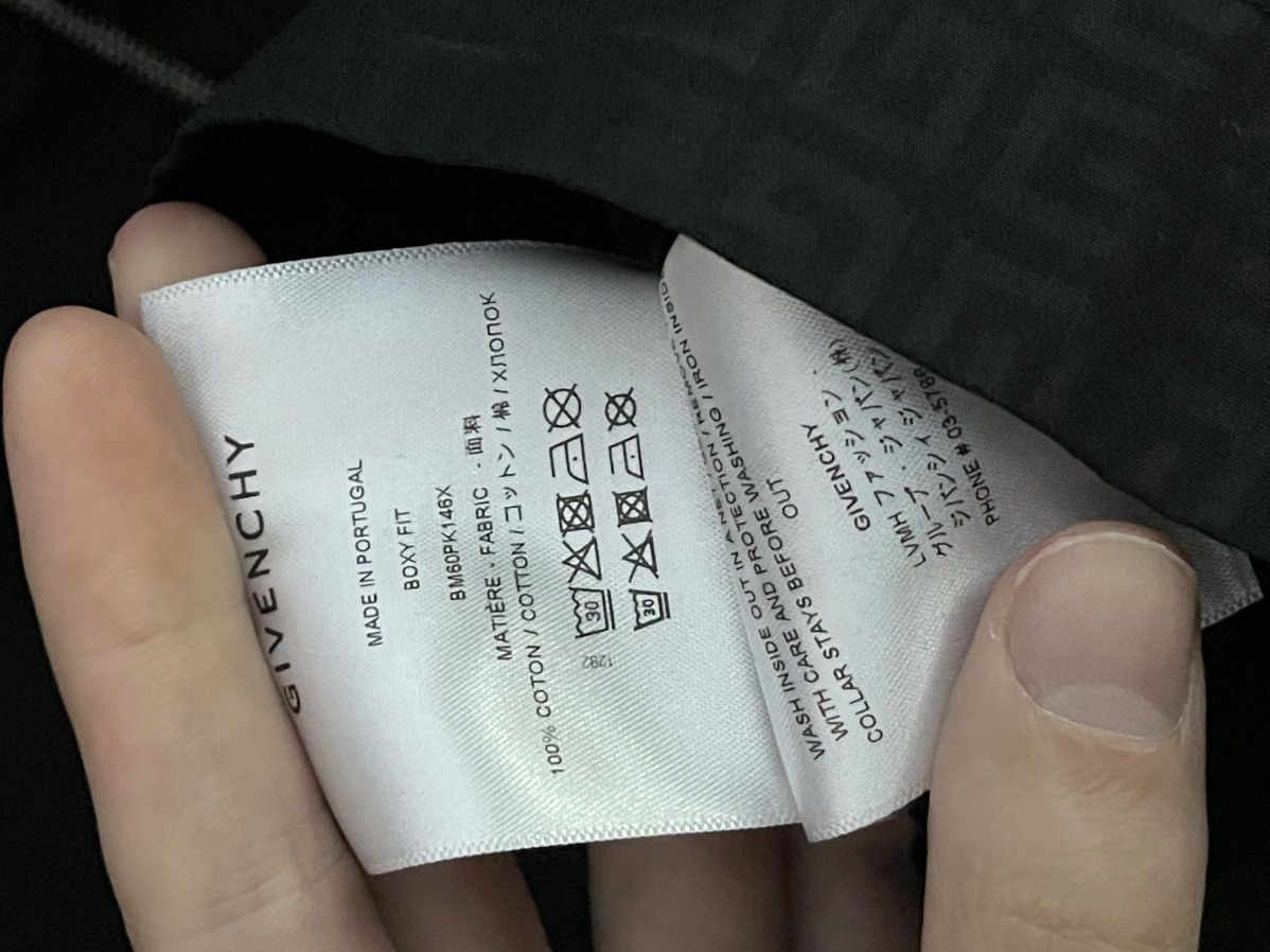 Givenchy Givenchy 4G Shirt Size US L / EU 52-54 / 3 - 8 Thumbnail