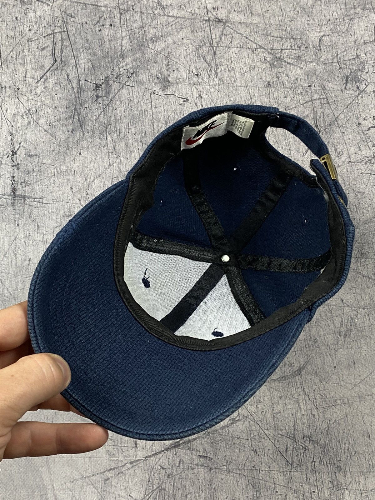 Nike × Vintage Vintage 90s Nike Golf Corduroy Centre Logo Made in USA Cap Size ONE SIZE - 10 Thumbnail