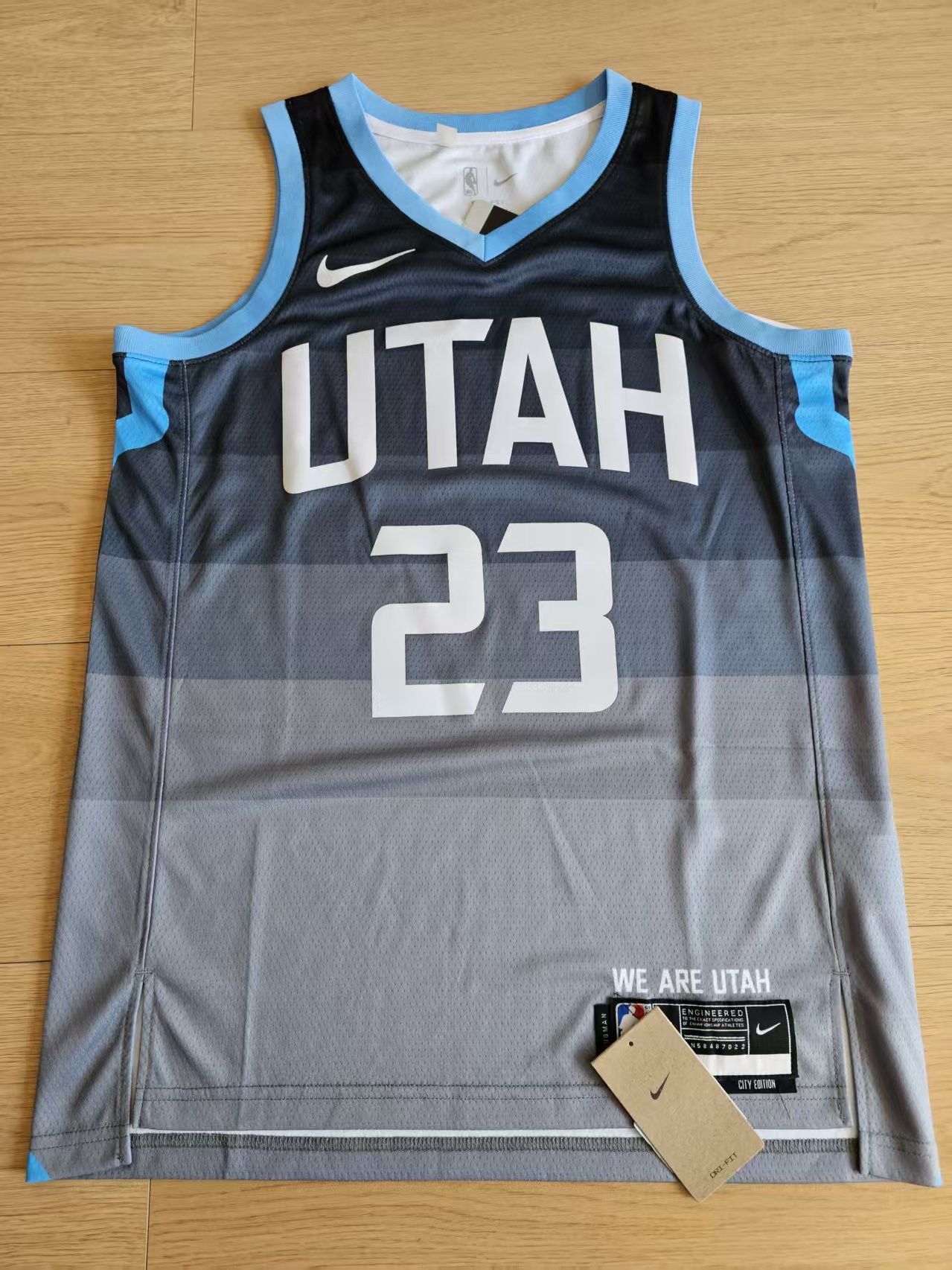 NBA 2026 Jazz #23 Lauri Markkanen Jersey Size US XL / EU 56 / 4 - 1 Thumbnail