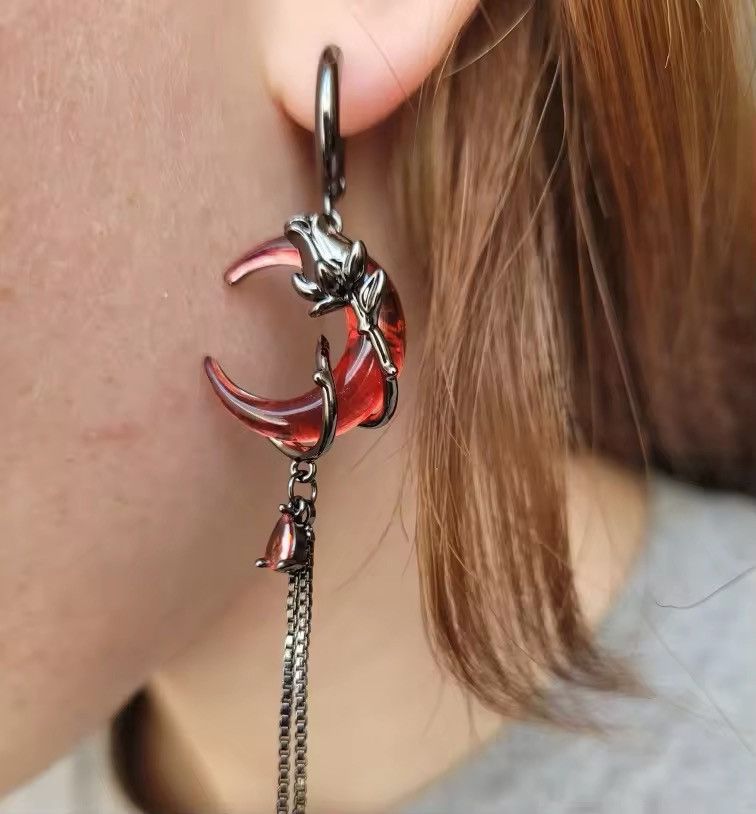 Other Red Moon Rose Crystal Drop Pendant Earrings Size ONE SIZE - 3 Thumbnail