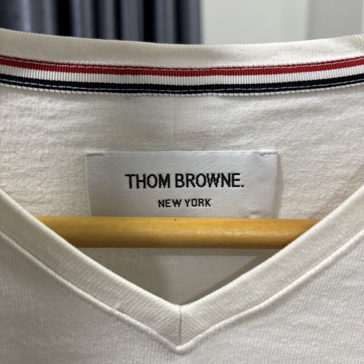 Thom Browne THOM BROWNE V Neck Pocket Tee Size US S / EU 44-46 / 1 - 3 Thumbnail