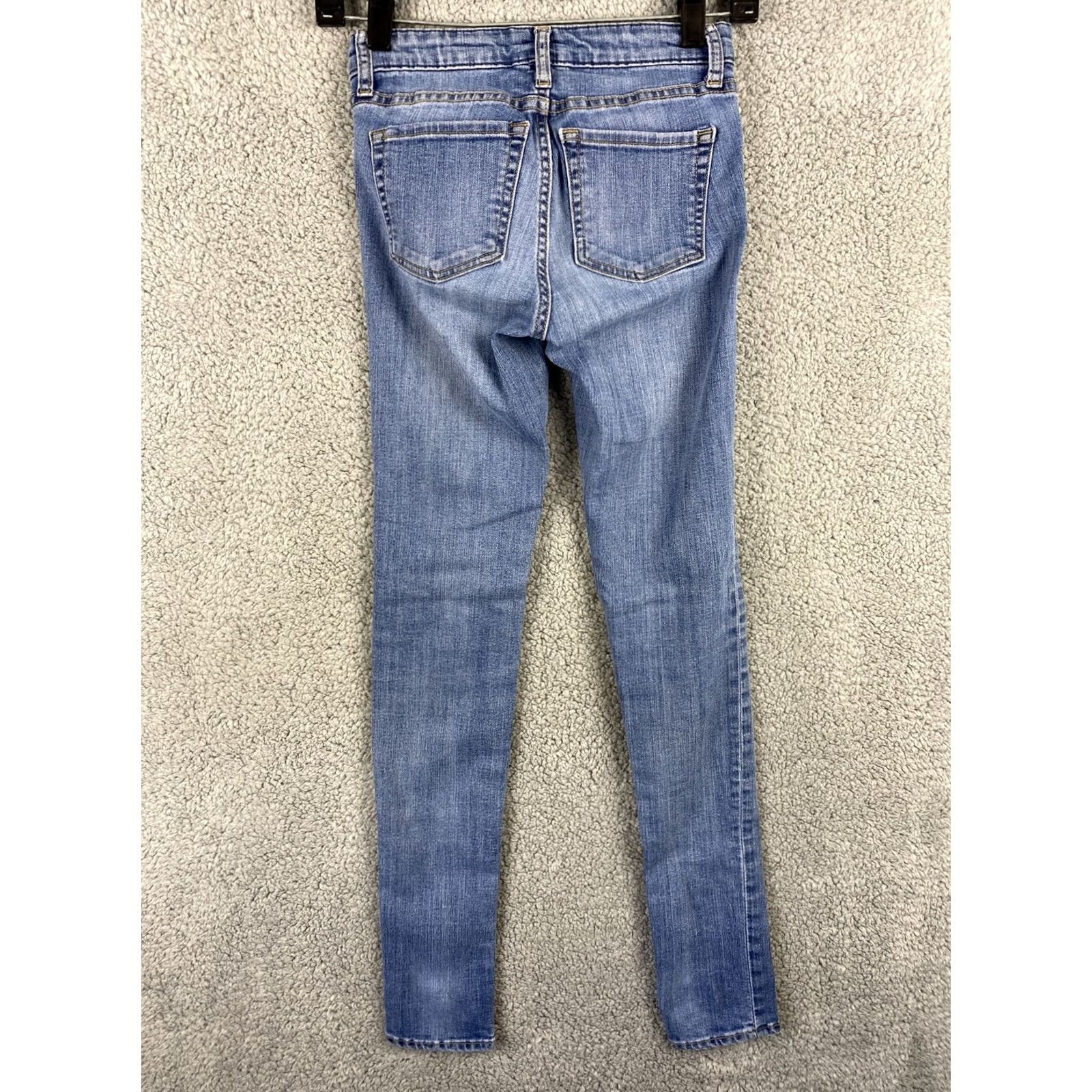 Gap Gap Jeans Women's Slim Skinny Ankle Jeans Blue Light Wash Denim / 31-27 Size 2 (Regular) Size 26" / US 2 / IT 38 - 7 Thumbnail