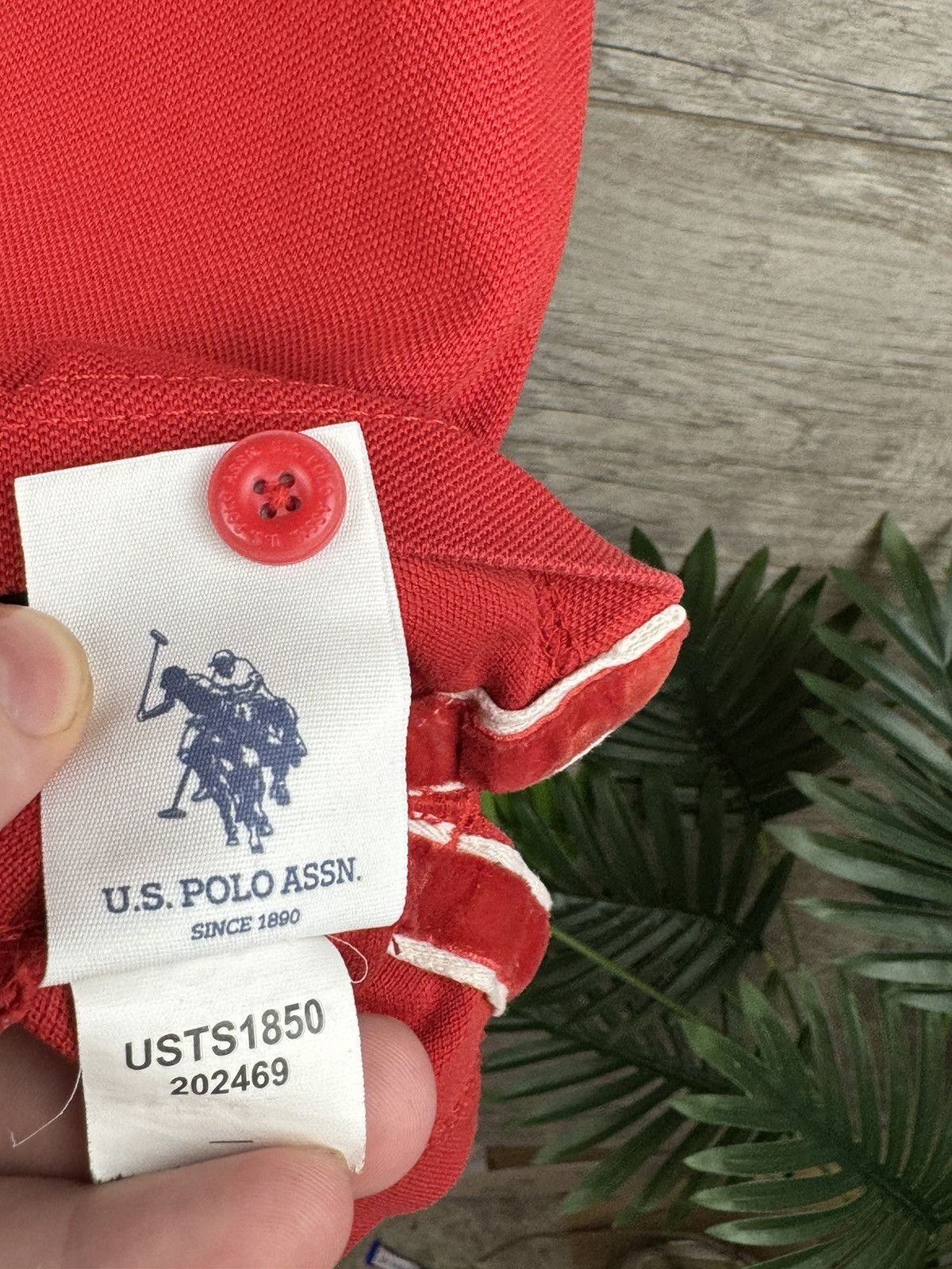 U.S. Polo Assn. × Vintage U.S. POLO ASSN. VINTAGE BIG LOGO LUXURY T-SHIRT TEE SIZE M Size US M / EU 48-50 / 2 - 11 Thumbnail