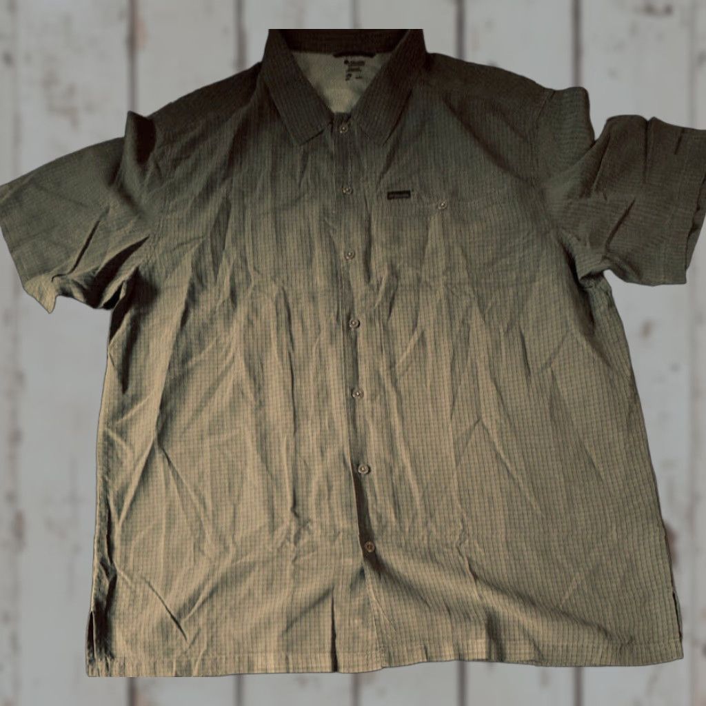 Vintage VINTAGE Columbia Omni-Shield Short Sleeve Button Up Men's XL Gray Check Shirt Size US XL / EU 56 / 4 - 1 Thumbnail