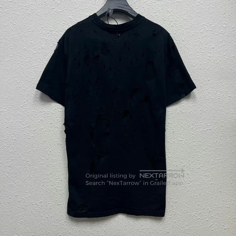 Givenchy Givenchy Large Hole Short Sleeve DY7466 Size US XXS / EU 40 - 2 Thumbnail