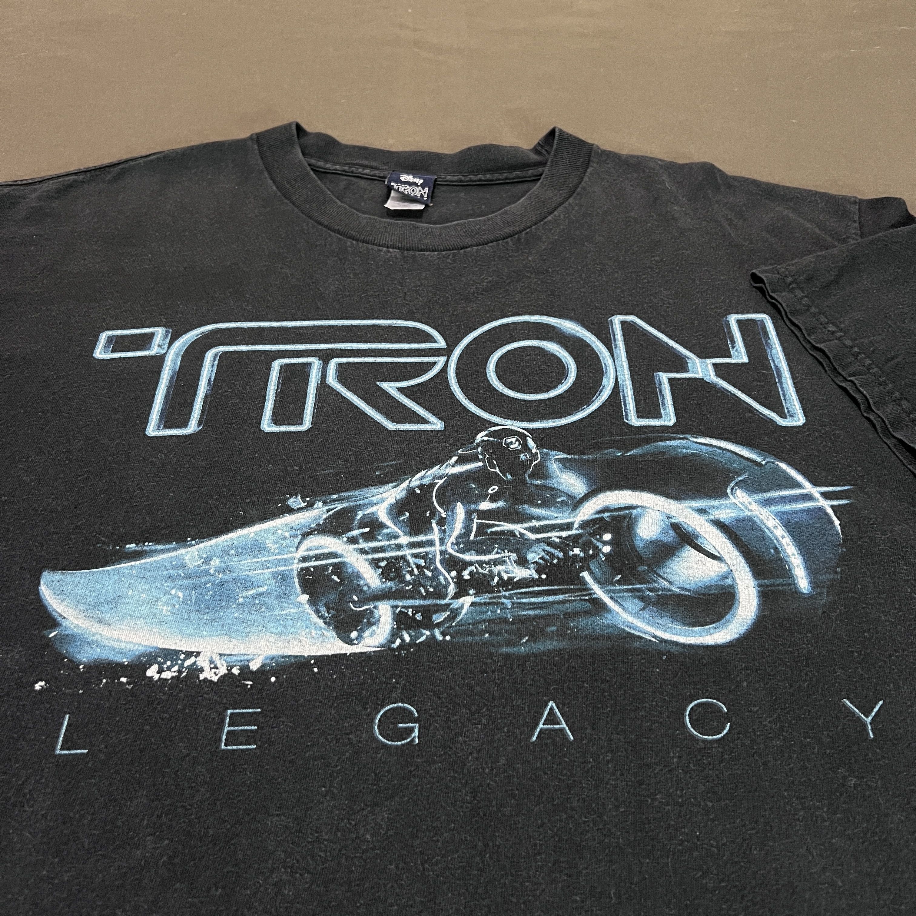 Disney × Vintage Vintage Y2K TRON Legacy Daft Punk Promo Movie Tee Faded Size US L / EU 52-54 / 3 - 4 Thumbnail