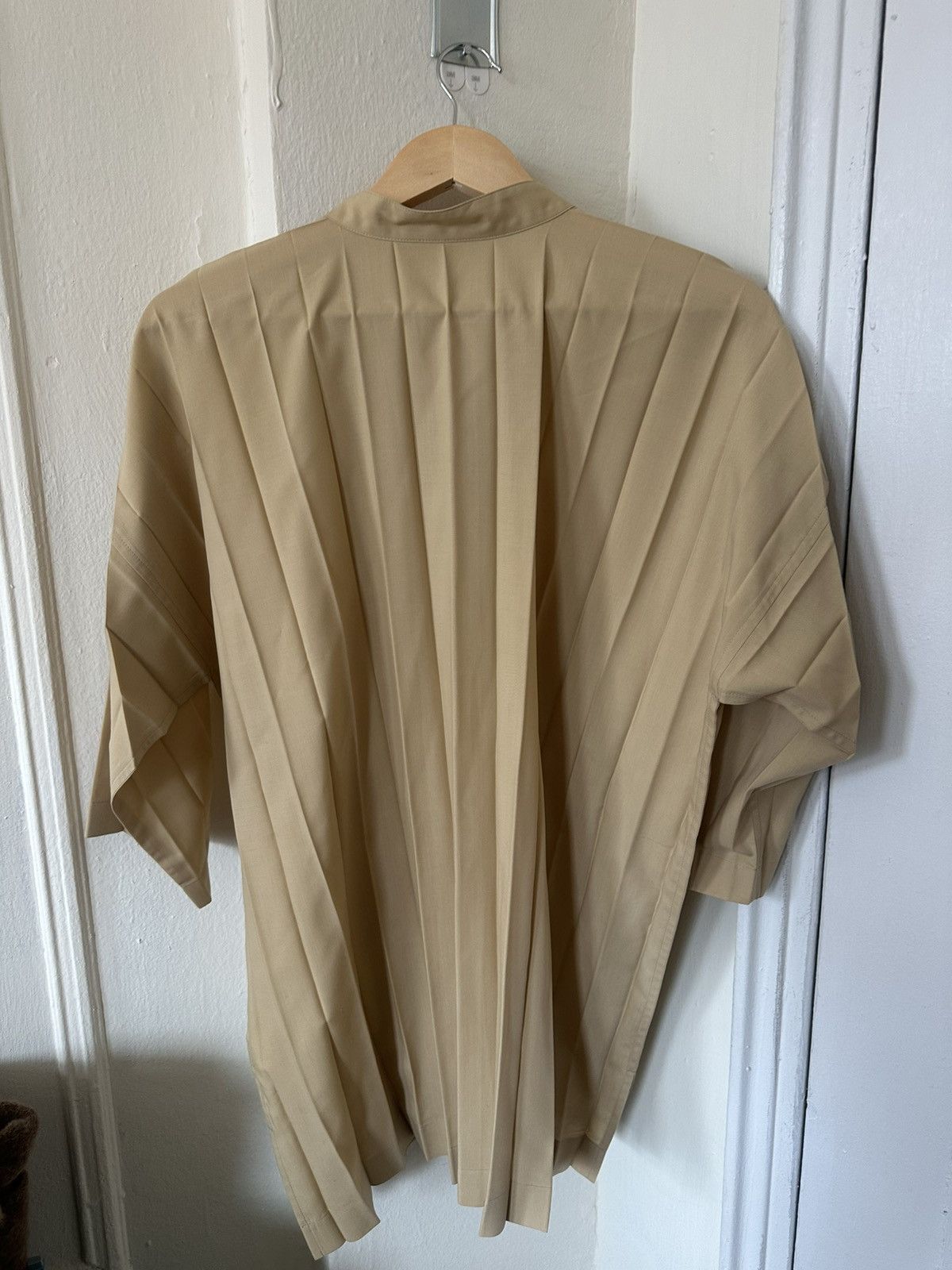 Homme Plisse Issey Miyake Short-Sleeved Edge Shirt Size US L / EU 52-54 / 3 - 2 Thumbnail