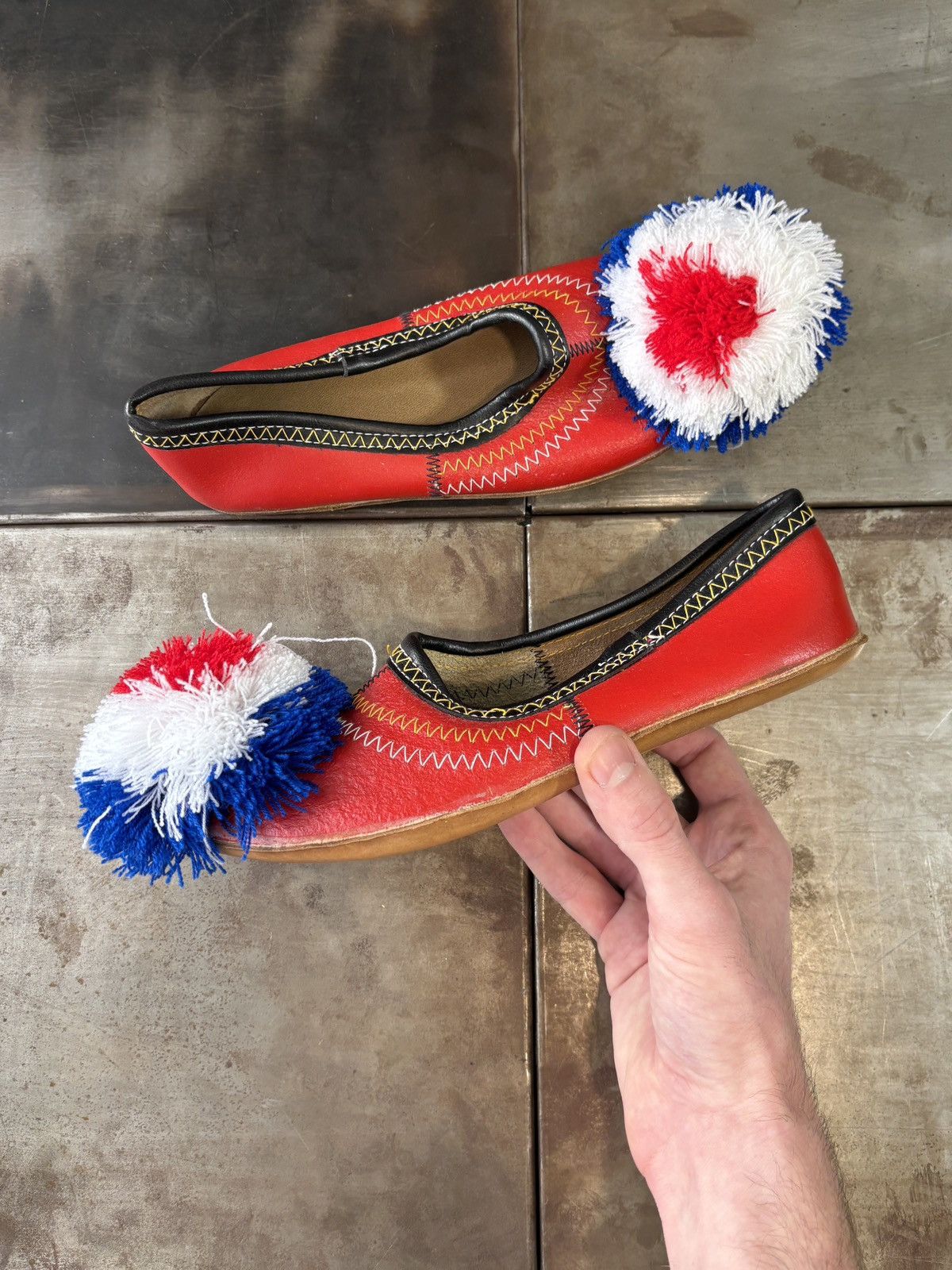 Vintage Greek Tsarouchi Slippers Pom Pom Loafers Vintage Army Guard Size US 8 / IT 38 - 13 Thumbnail