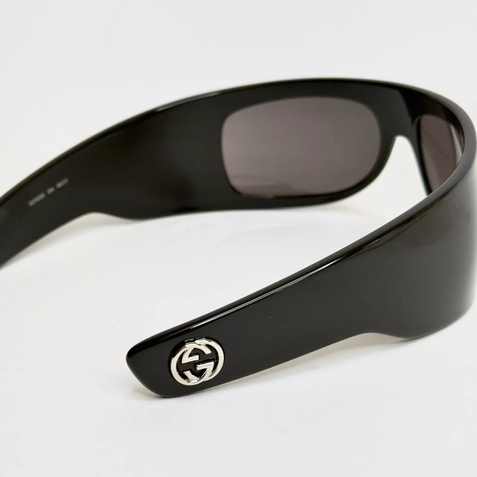 Gucci GUCCI 1633 Black Wrap Mask Unisex Fashion GG1633S 004 Size ONE SIZE - 4 Thumbnail