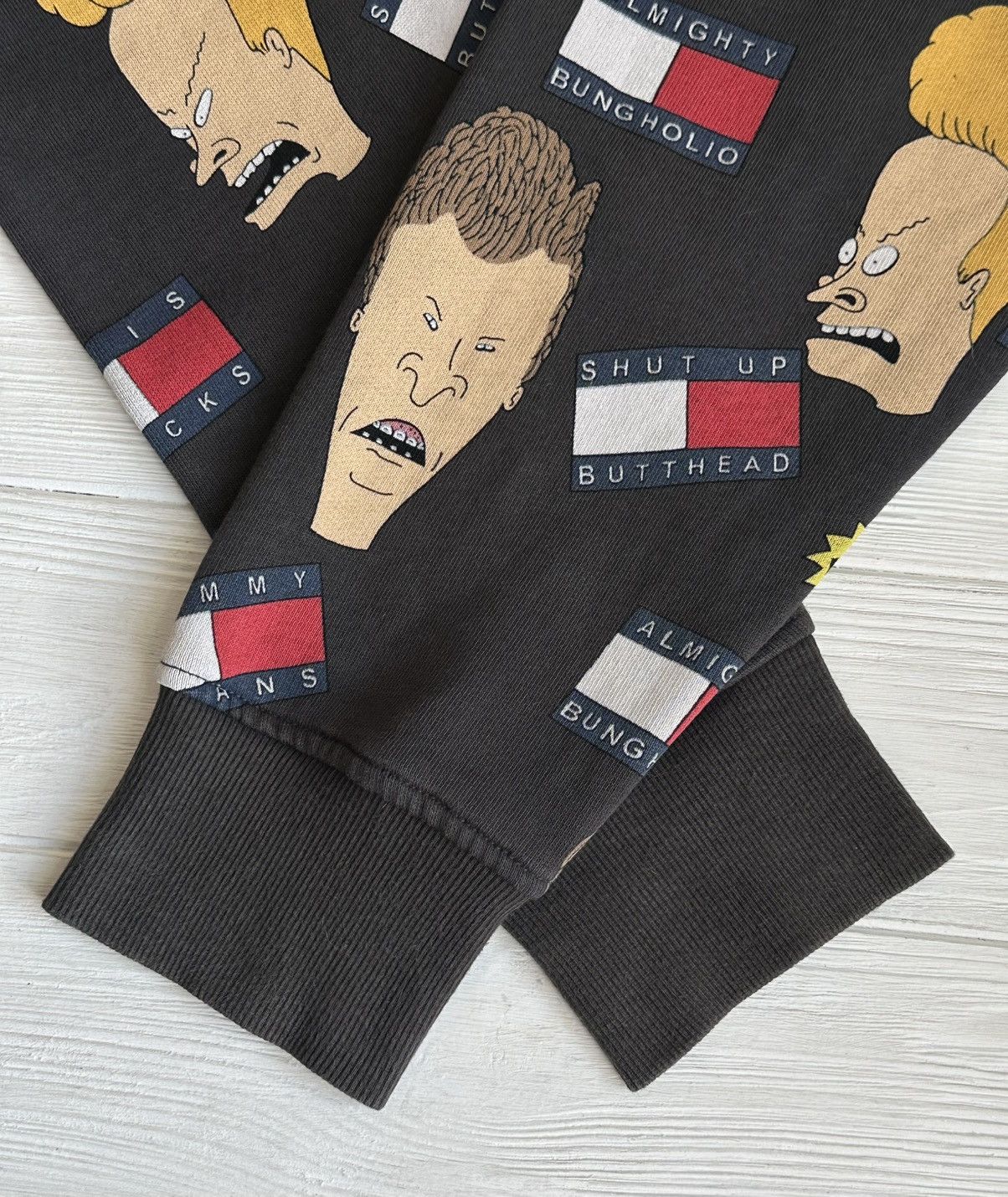 Tommy Hilfiger Tommy Hilfiger x Beavis & Butthead Hoodie Size S Rare Size US S / EU 44-46 / 1 - 7 Thumbnail