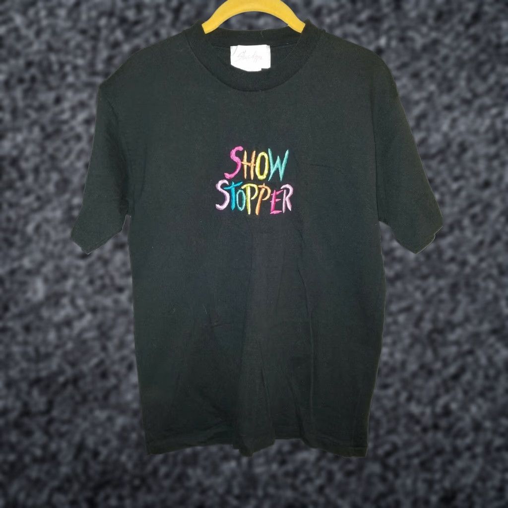 VINTAGE Show Stopper T-Shirt Womens M 80s Rainbow Spell Out Single Stitch Black Cotton Embroidered