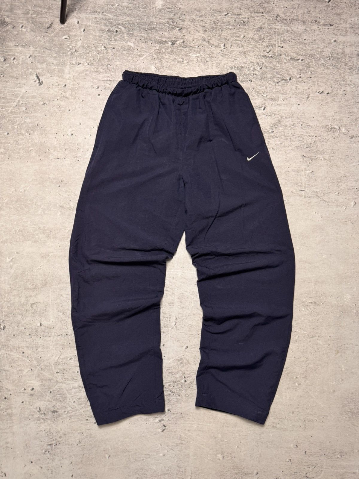 Nike × Vintage NIKE VINTAGE BASIC LOGO OVERSIZE BAGGY PANTS Size US 34 / EU 50 - 1 Thumbnail