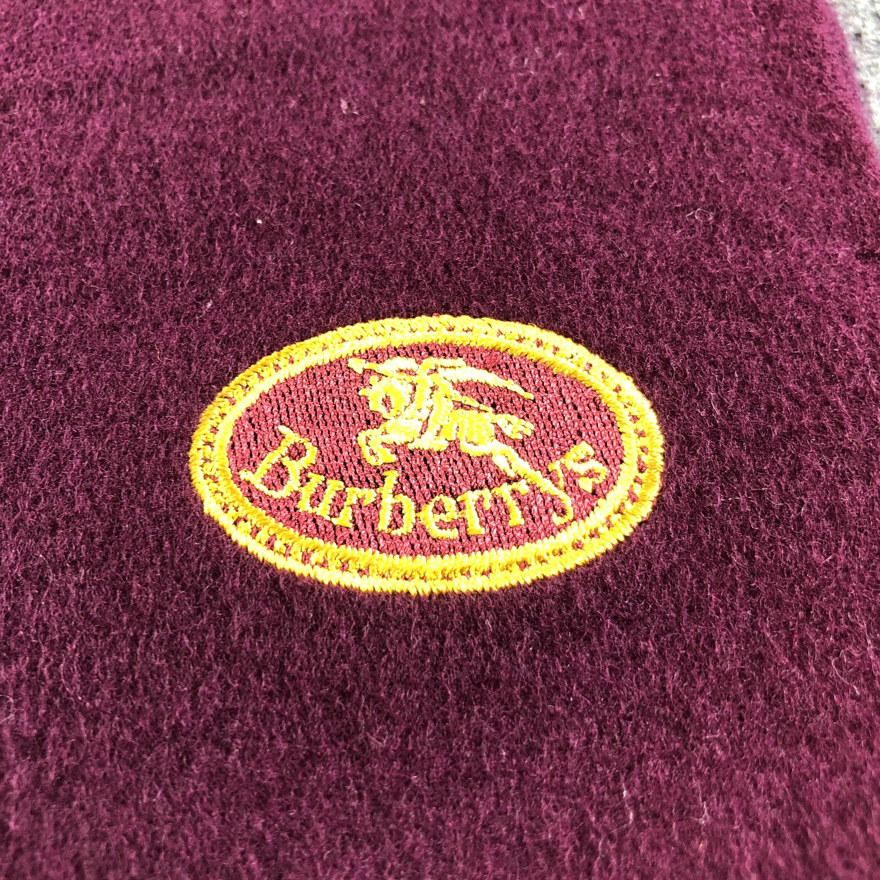 Burberry Burberrys Plain Wool Scarf Muffler V1773 Size ONE SIZE - 3 Thumbnail