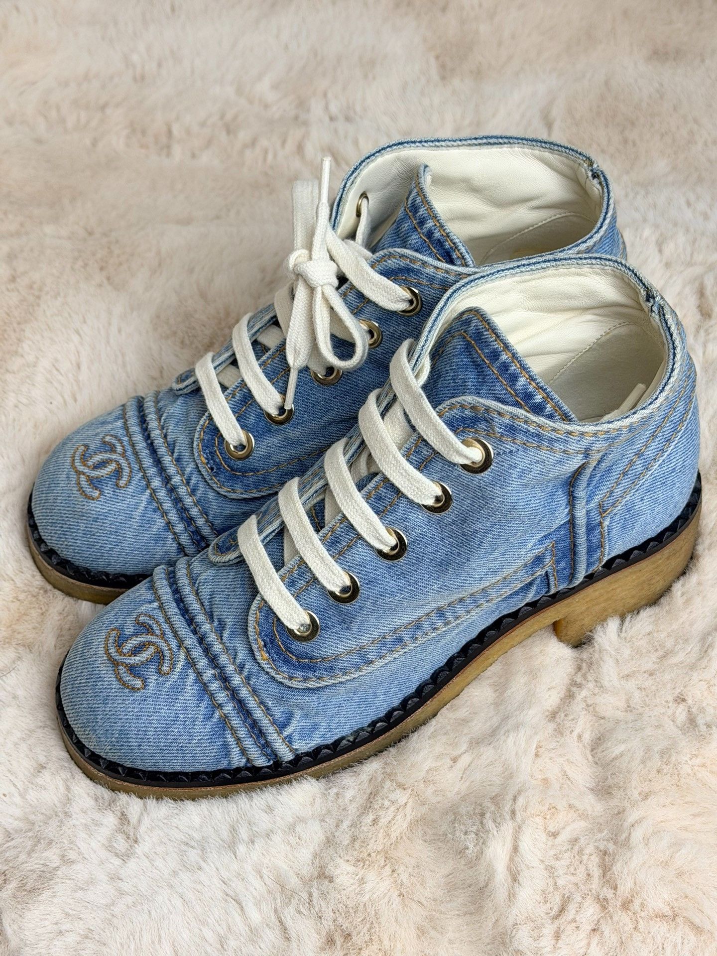 Chanel Chanel Denim Blue Hitop Sneakers us_6 Women Size US 6 / IT 36 - 1 Thumbnail