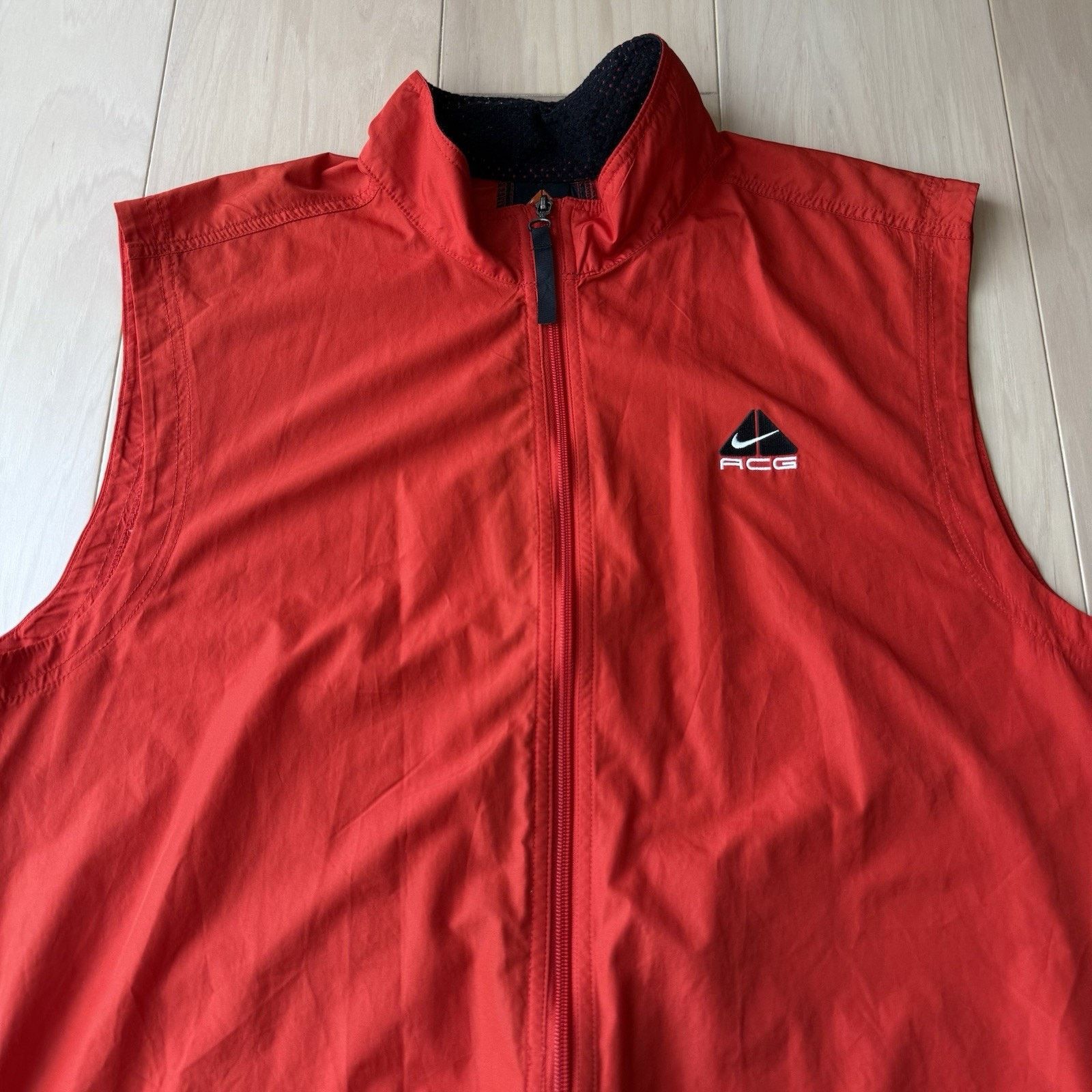 Nike ACG × Vintage Vintage Nike ACG Vest XL Red Y2K Full Zip Utility Hiking Size US XL / EU 56 / 4 - 3 Thumbnail