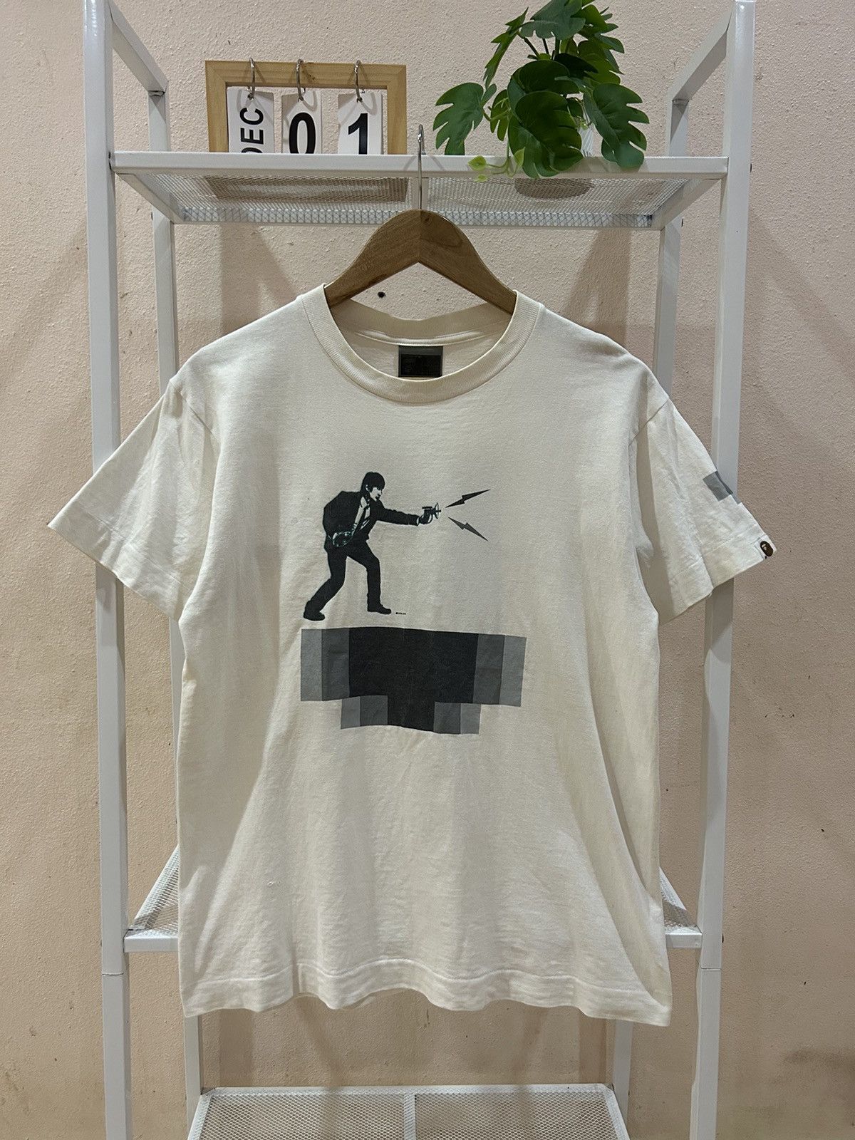 Bape OG Circa 1999 A Bathing Ape x Kan Takagi Ray Gun Tee Size US M / EU 48-50 / 2 - 1 Thumbnail