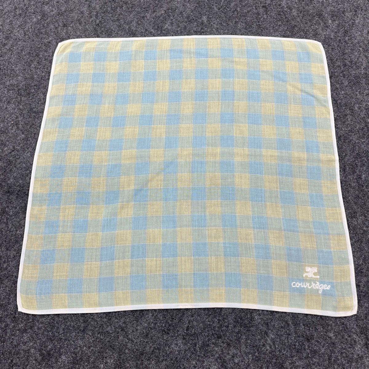 Courreges × Vintage Courreges Handkerchief / Bandana / Neckerchief B309 Size ONE SIZE - 1 Thumbnail