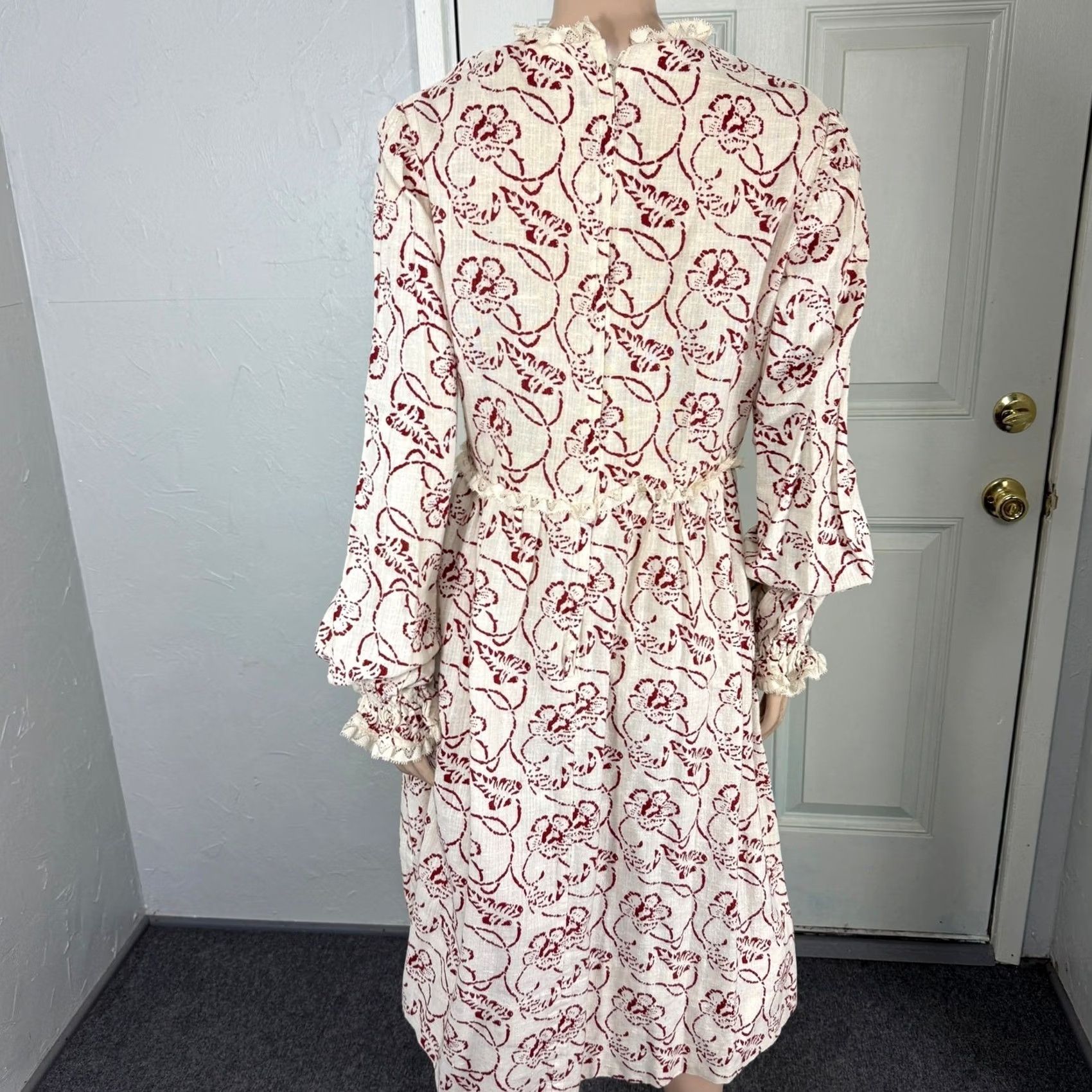 Vintage VINTAGE 70s Dress Blouson Bohemian Cotton White Long Sleeve Handmade Floral D4-10 Size M Adult Size 4XL / US 24-26 - 4 Thumbnail