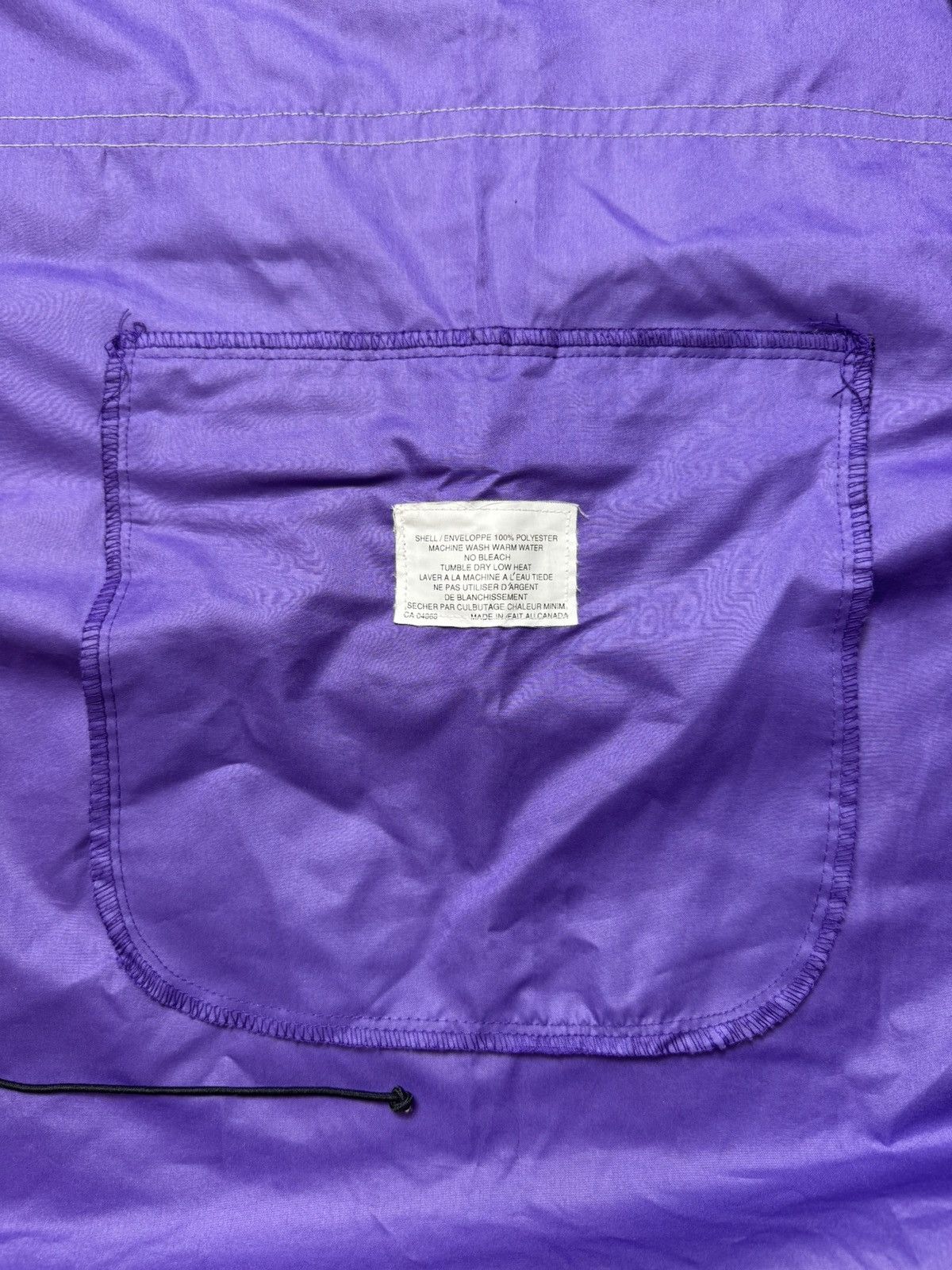Mountain Equipment Company Vintage Mountain Equipment Co-Op Windbreaker Jacket –Size L Size US L / EU 52-54 / 3 - 7 Thumbnail