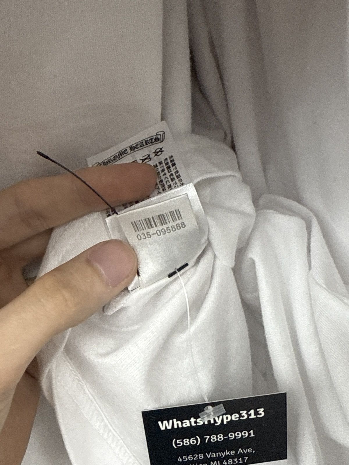Chrome Hearts Size L - Chrome Hearts Tee Shirt Blue Neck Logo White RARE Size US L / EU 52-54 / 3 - 13 Thumbnail