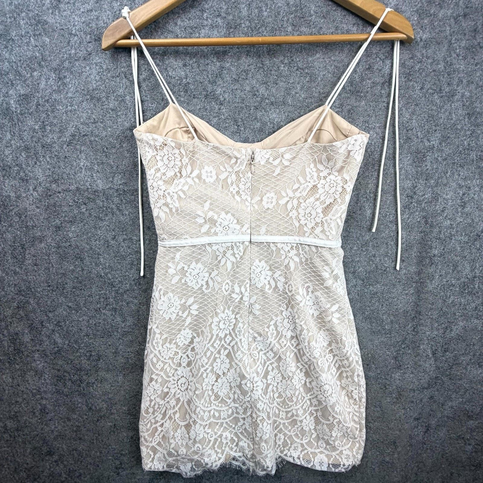 superdown Superdown Lottie Bustier Dress 2XS Lace Coquette Date Night Size XXS / US 00 / IT 34 - 2 Thumbnail