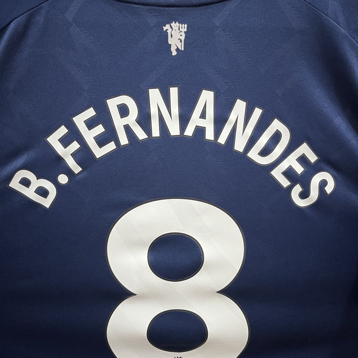 Adidas Manchester United 2024-25 Third Bruno Fernandes #8 Jersey Size US XXL / EU 58 / 5 - 11 Thumbnail
