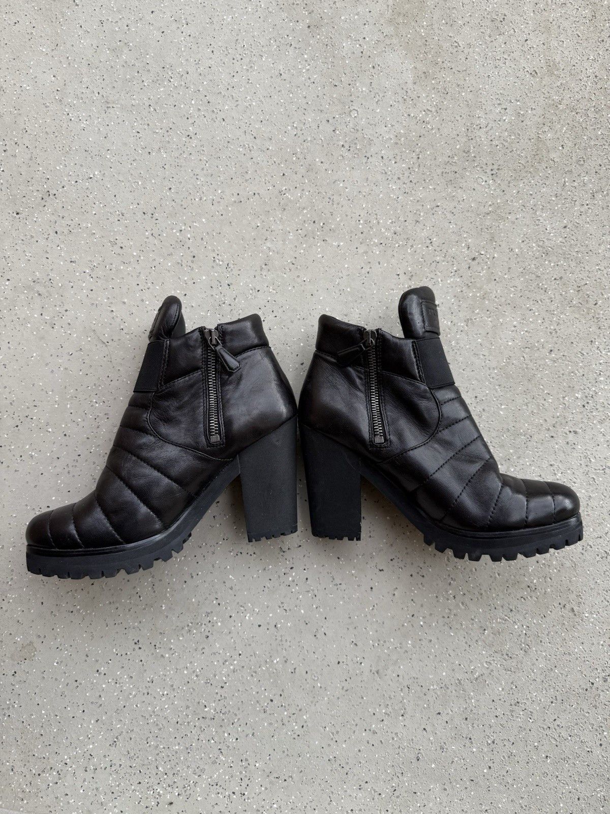 Prada DDP Prada Leather Heeled Boots Quilted Ankle Size 36.5 Size US 6.5 / IT 36.5 - 3 Thumbnail