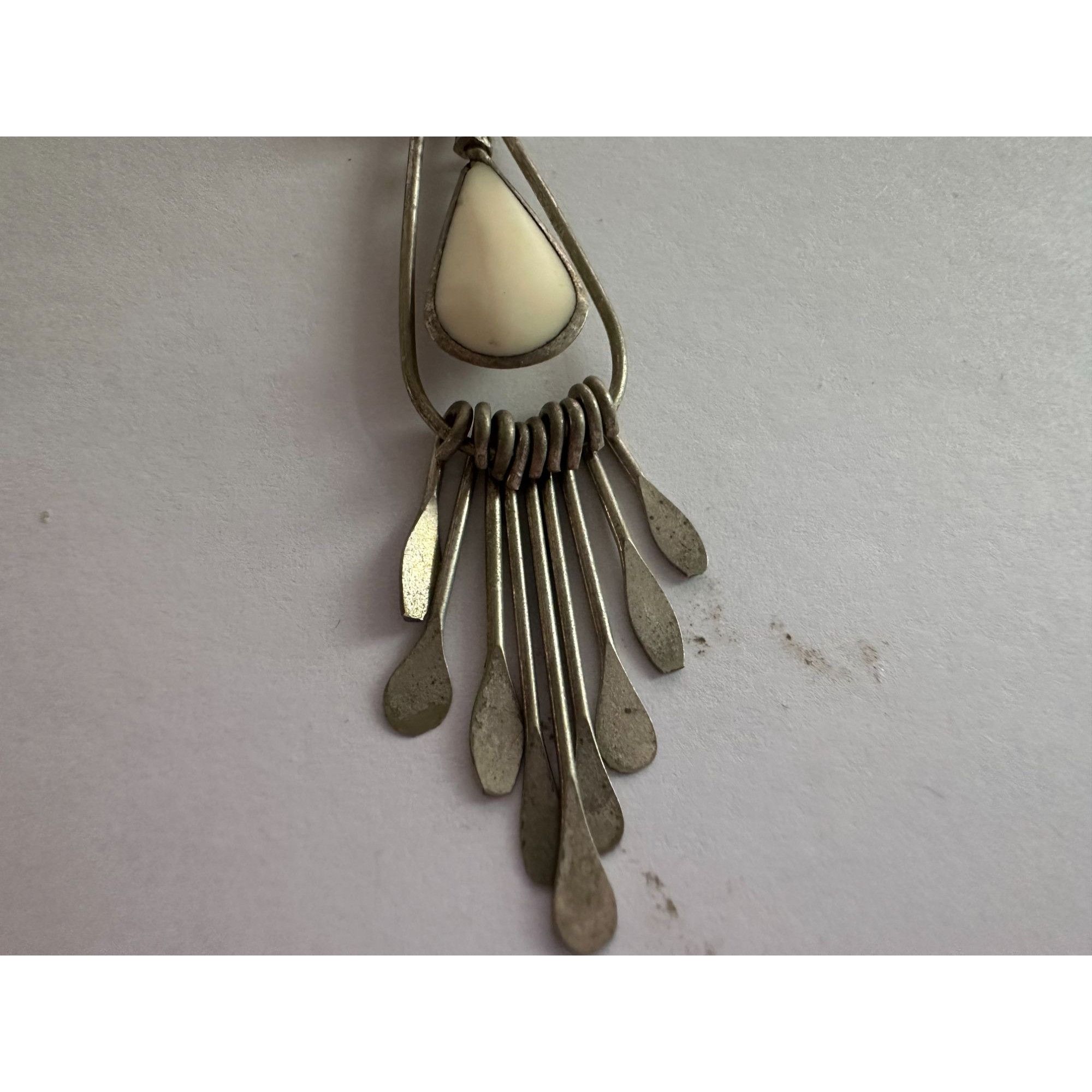 Other Women's Silver Toned Teardrop Dangle Earrings Size ONE SIZE - 9 Thumbnail