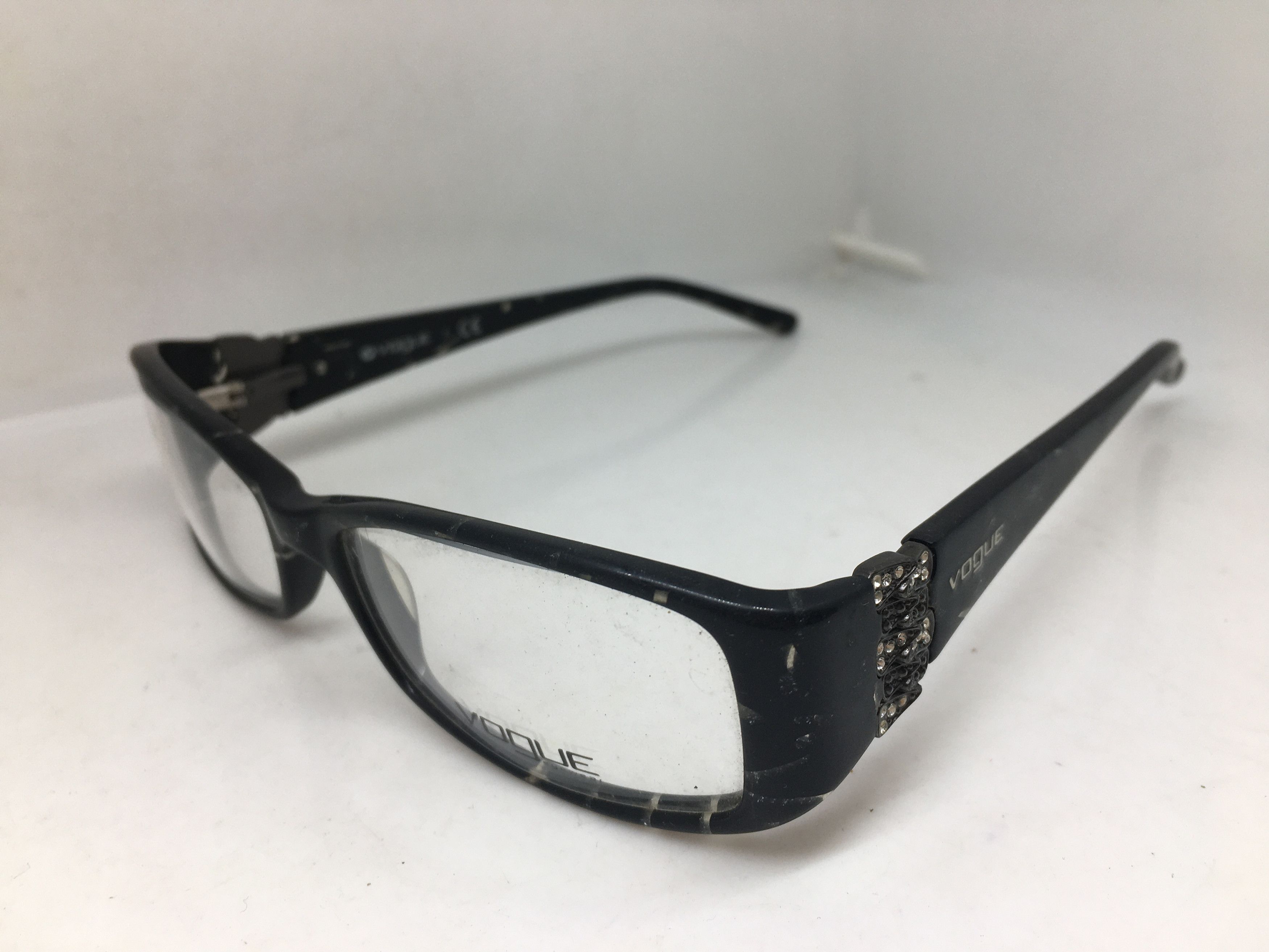 Vogue Vintage Vogue VO2595-B RX Eyeglasses Frame Size ONE SIZE - 3 Thumbnail